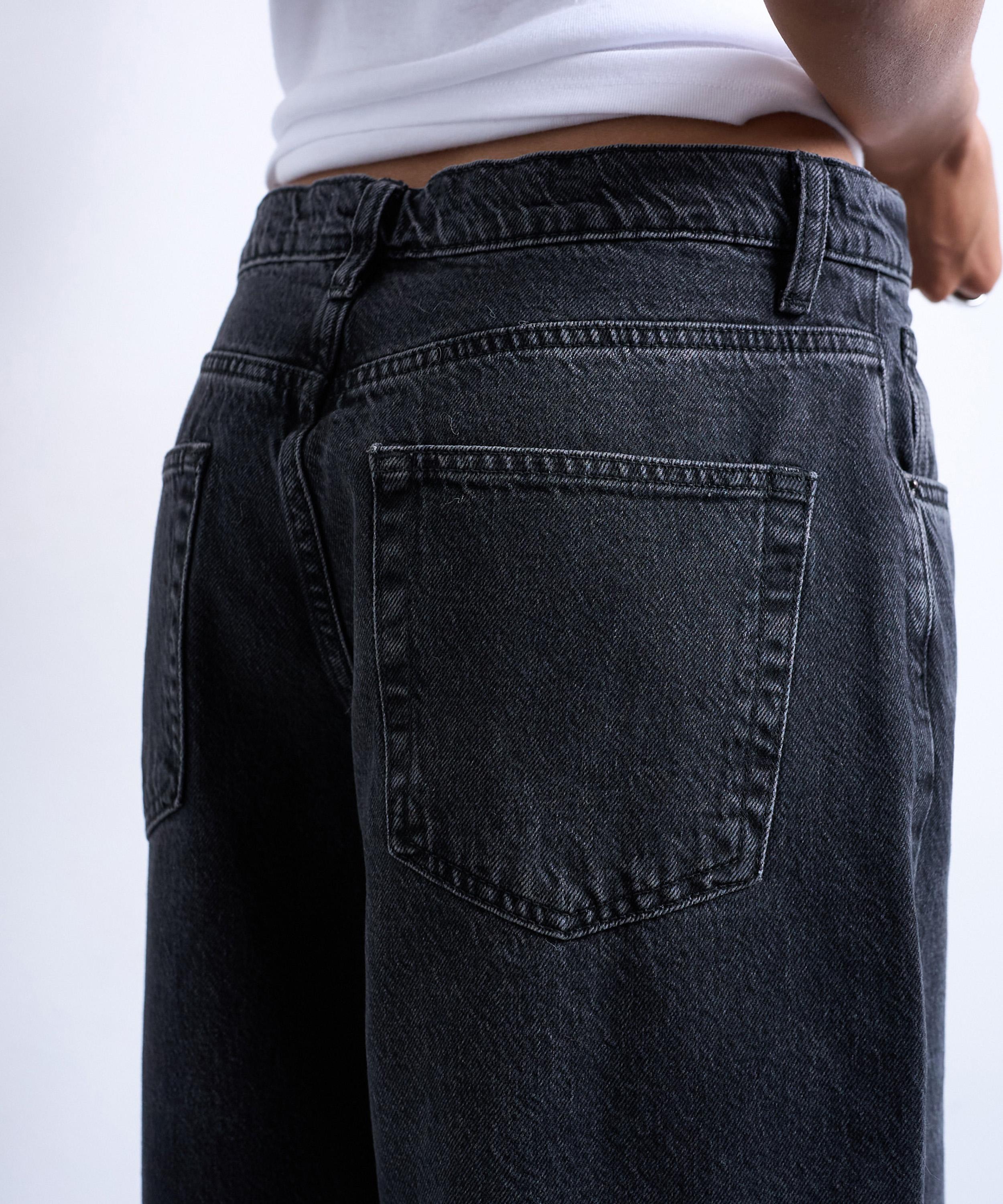 TOPSHOP - Lowrie Low-Rise Baggy Jeans in Washed Black image number 4