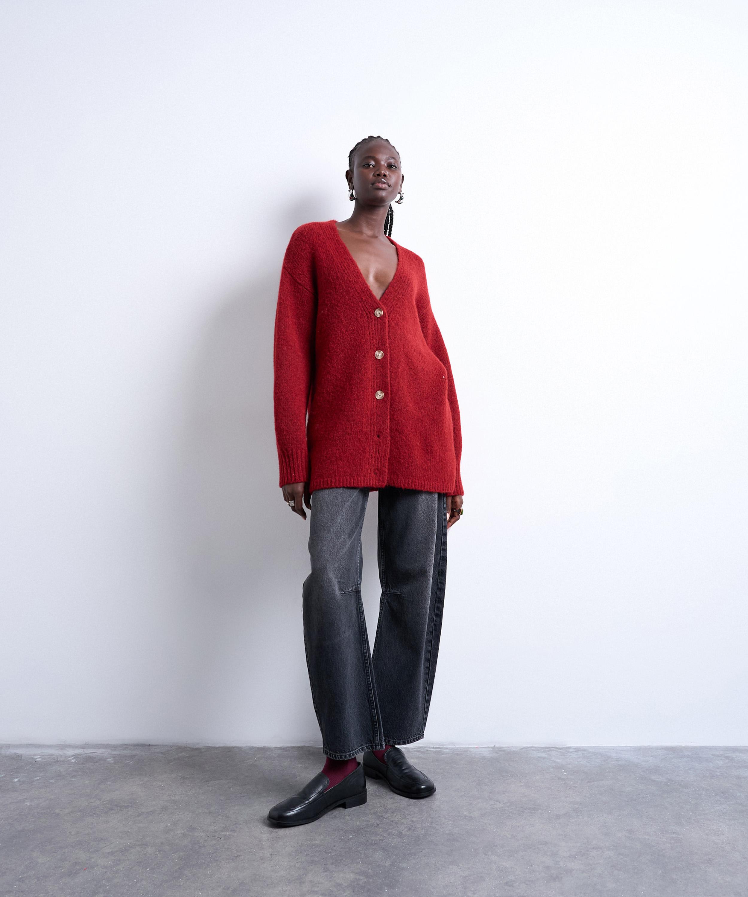 TOPSHOP - Red Knitted Oversized Boyfriend Longline Easy Cardigan image number 1