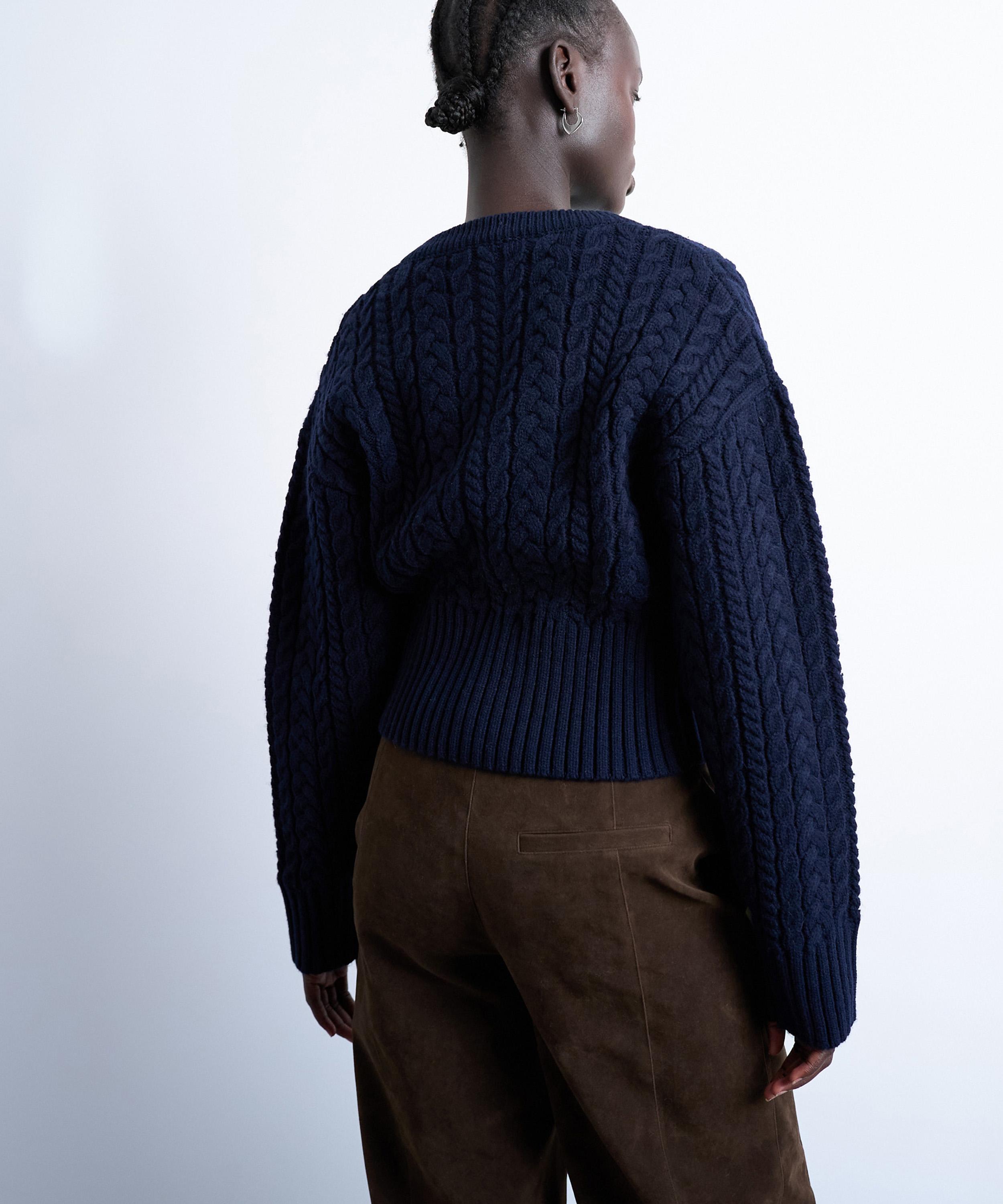 TOPSHOP - Navy Knitted Cable Fitted Waist Cardigan image number 3