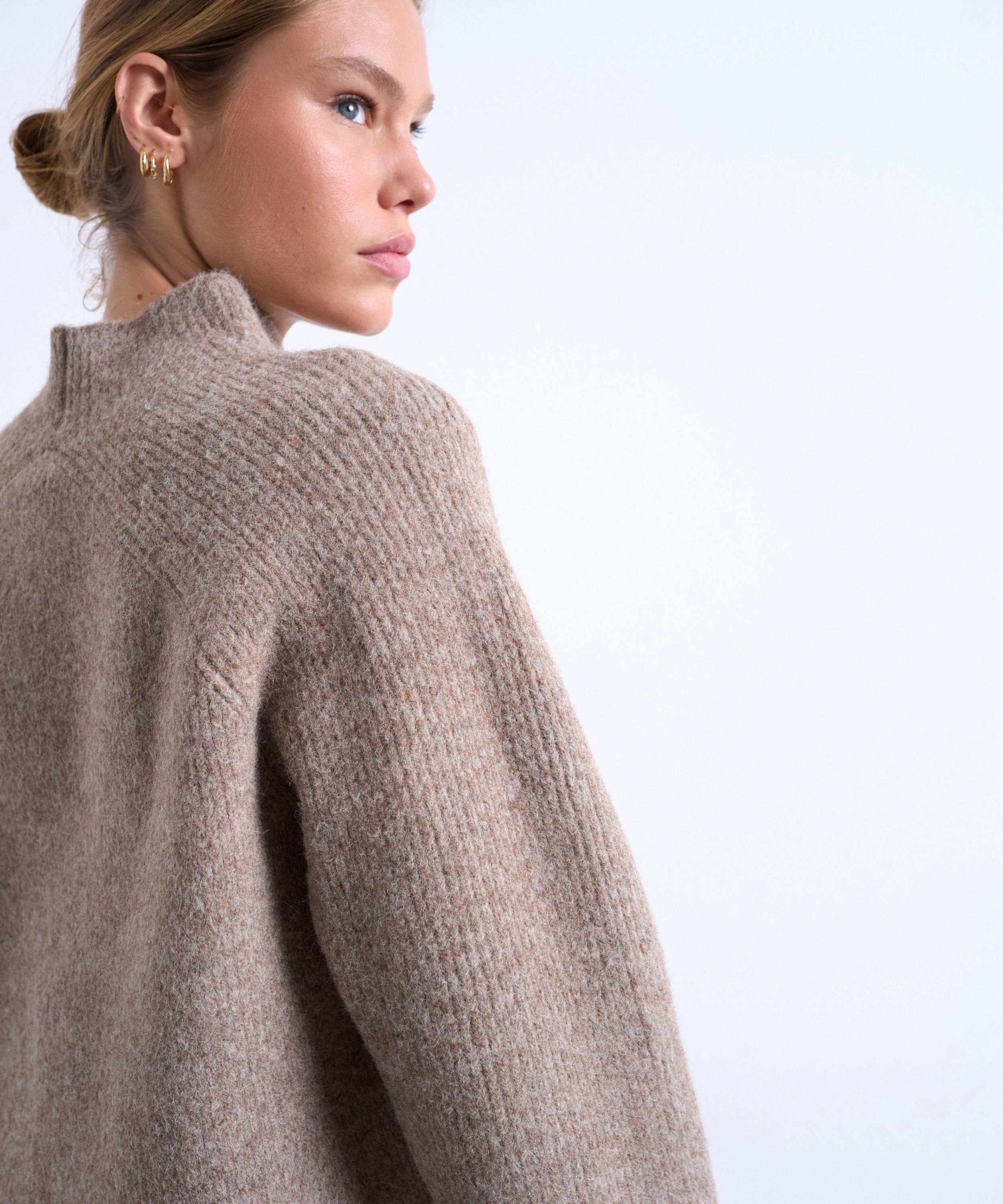 TOPSHOP - Espresso Knitted Oversized High Neck Jumper image number 2
