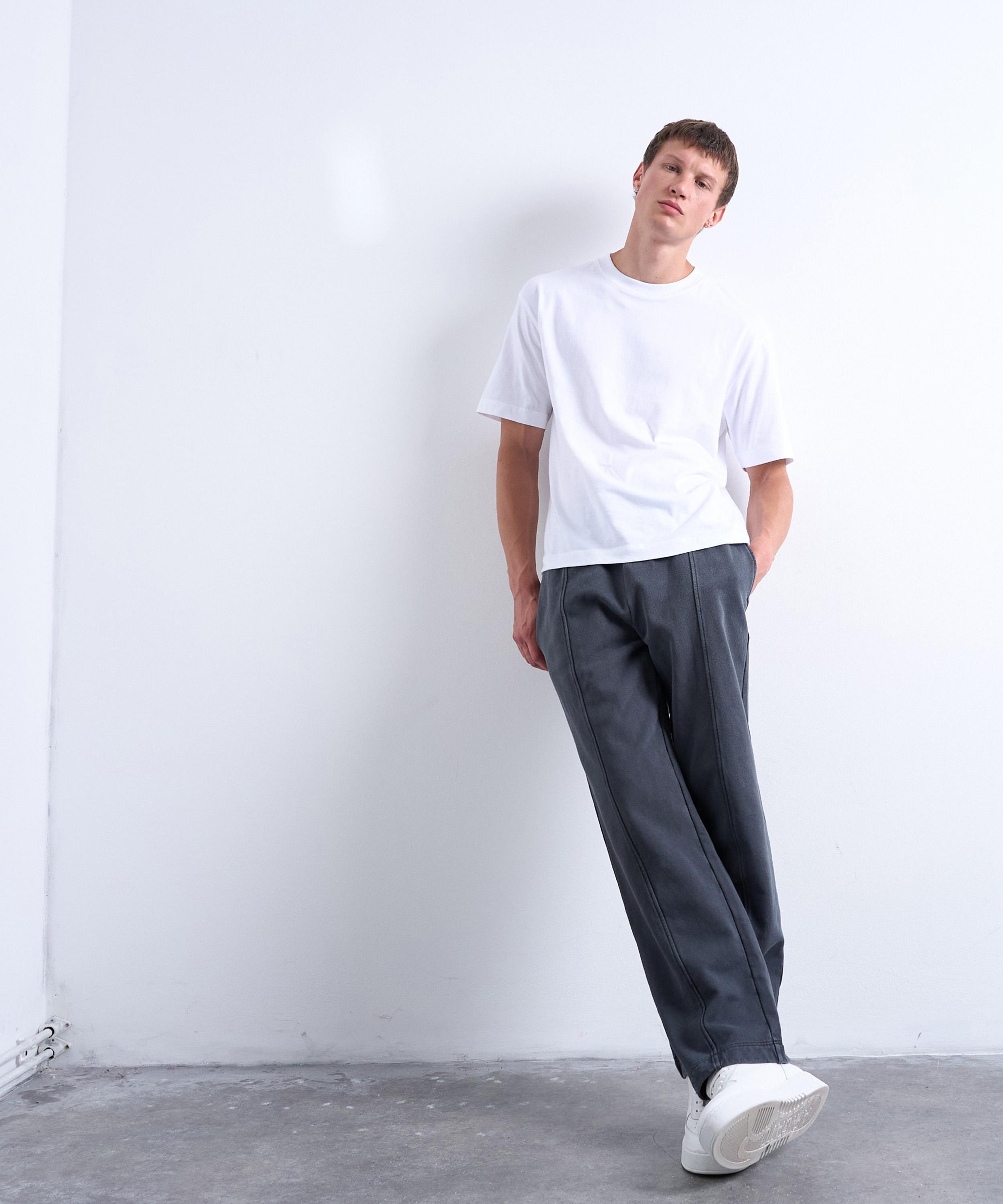 TOPMAN - Washed Black Straight Leg Joggers image number 2