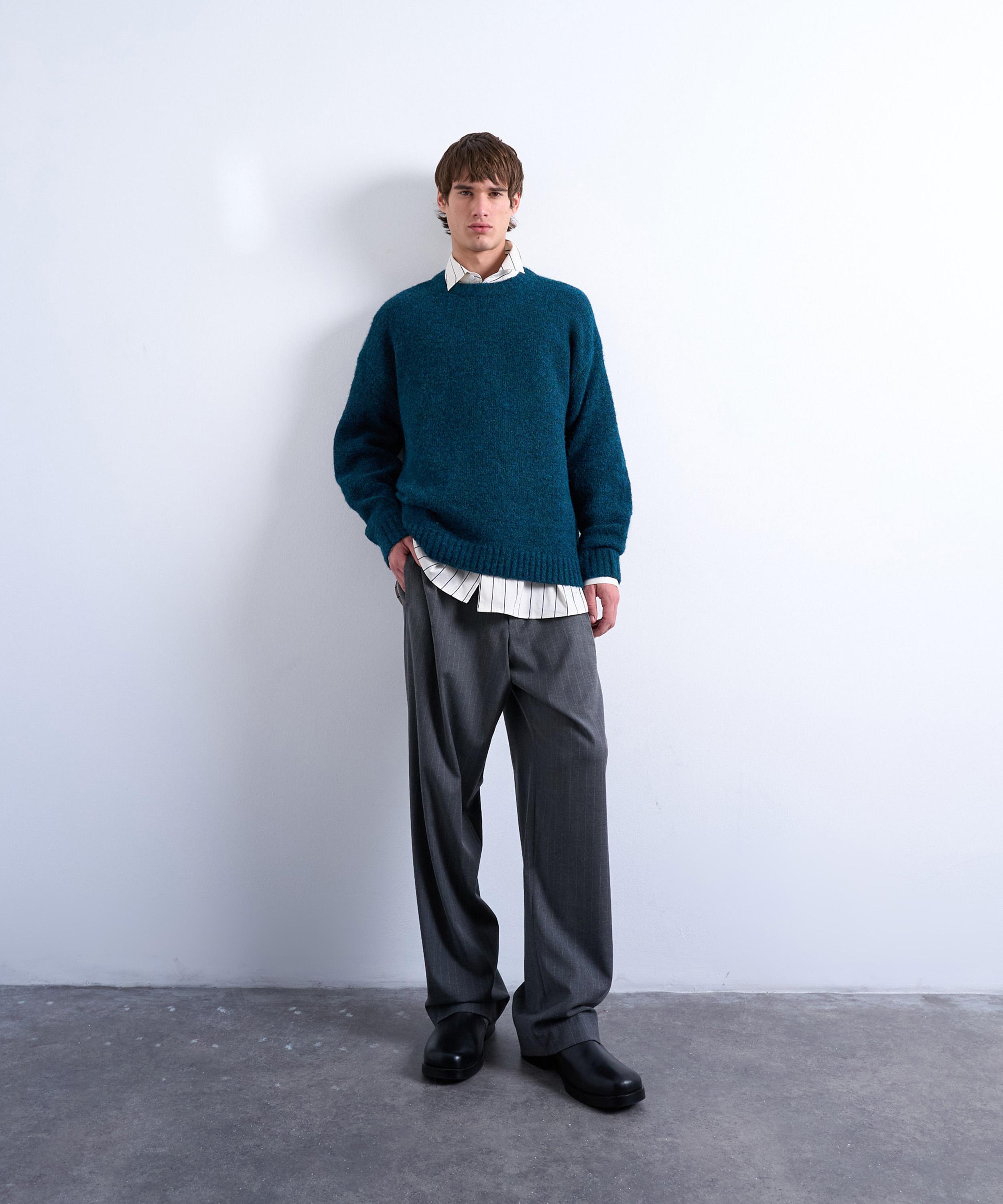 TOPMAN - Dark Blue Loose Knit Crew Jumper image number 1