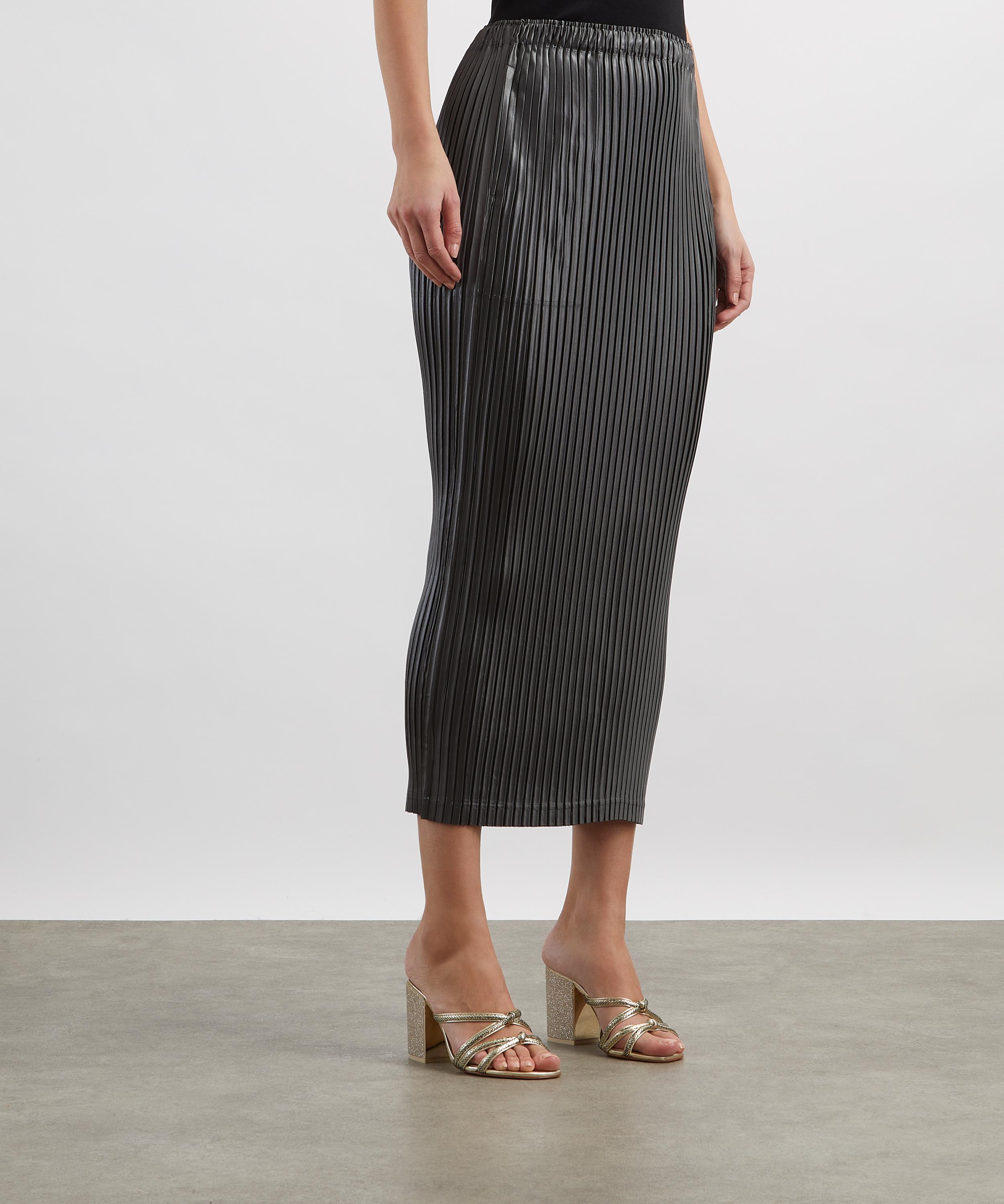 Issey Miyake - GLOSSED-METAL-PLEATS Maxi Skirt image number 2