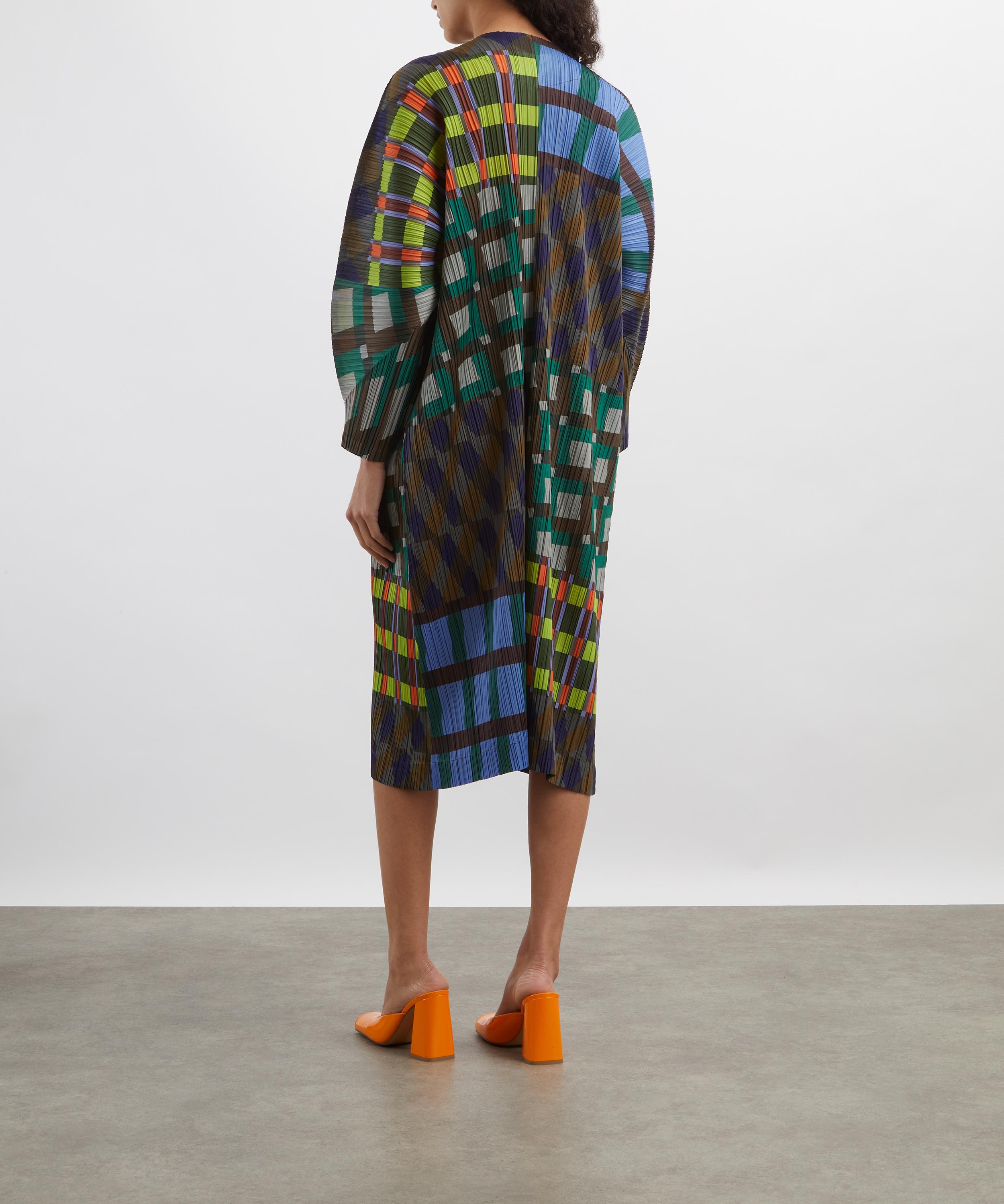 Pleats Please Issey Miyake - HARMONY Pleated Coat image number 3