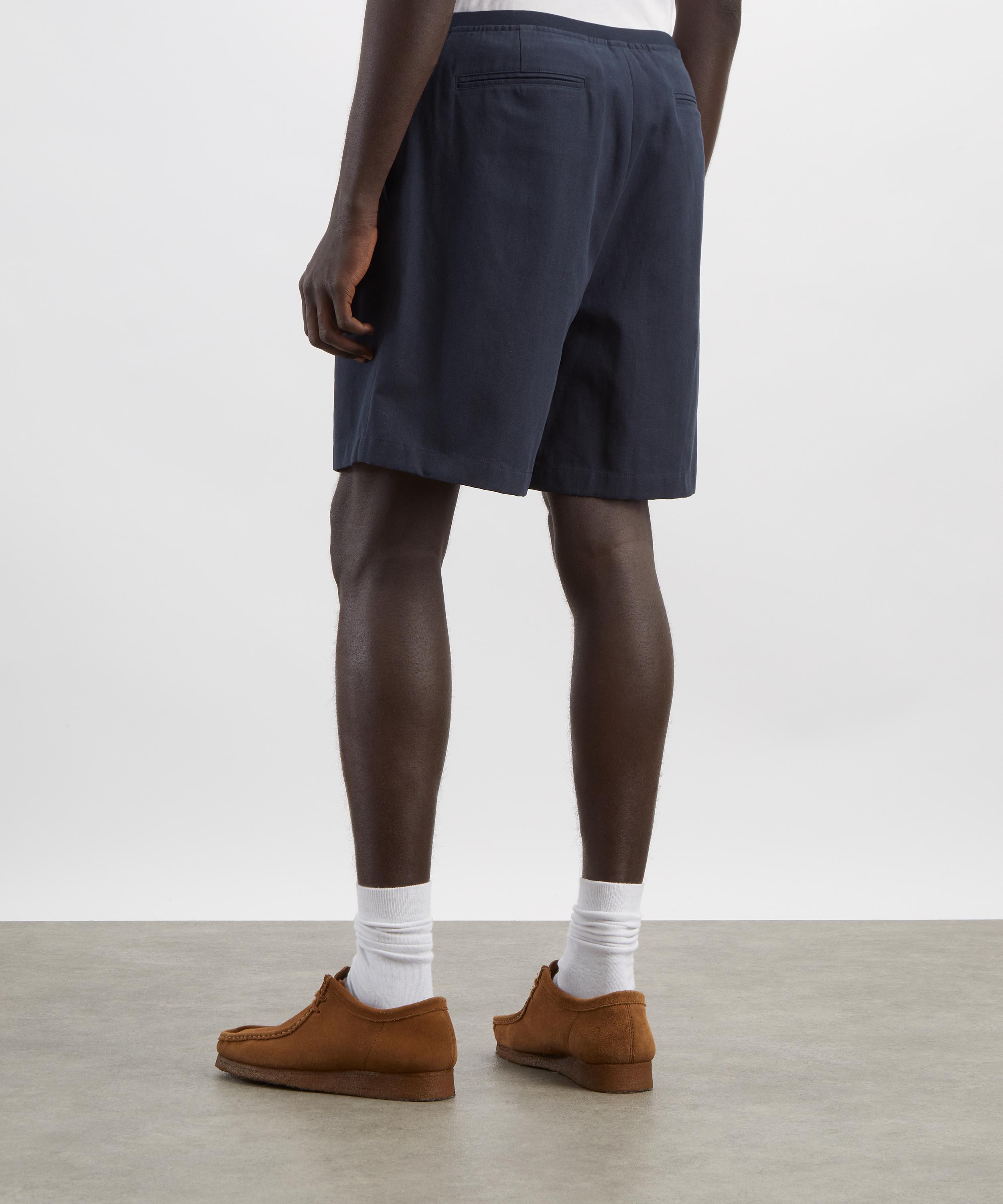 Le17septembre - Navy Two Tuck Canvas Shorts image number 3