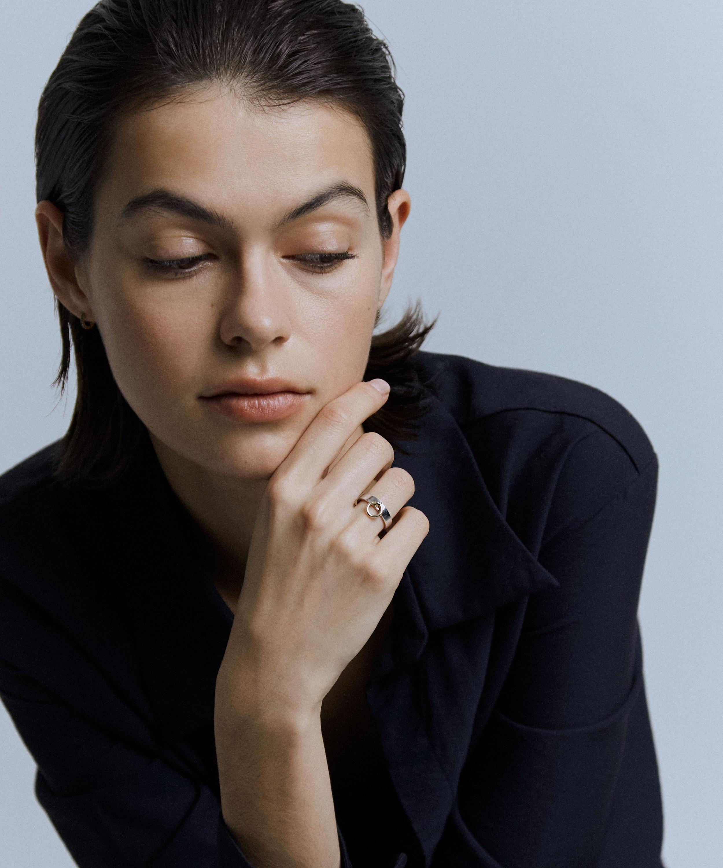 Otiumberg - Mixed Metal Knocker Ring image number 1