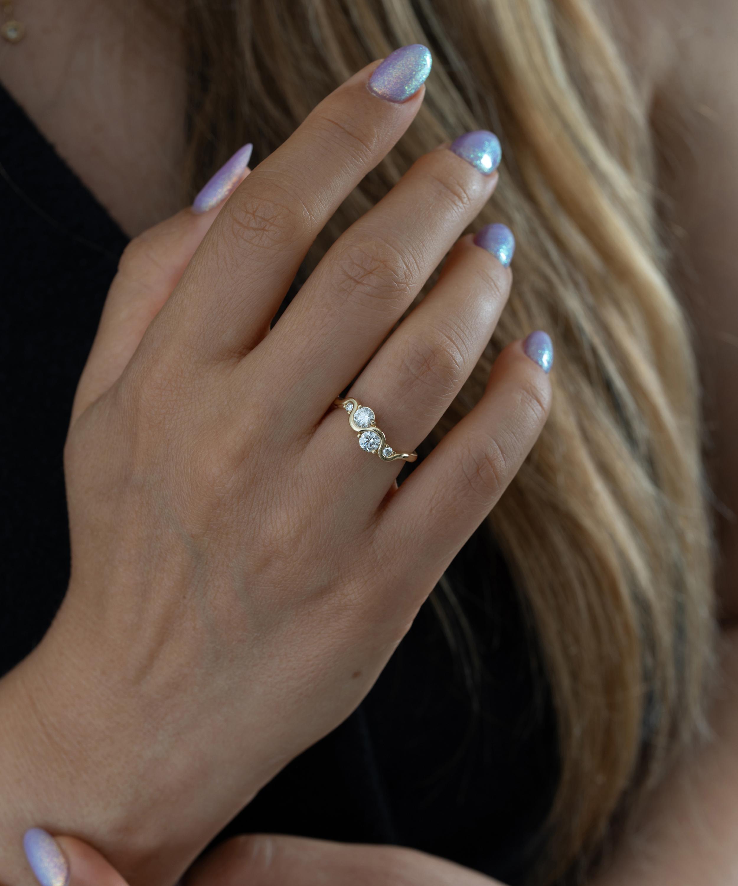 Artemer - 18ct Gold Oceania Brilliant Diamond Ring image number 1