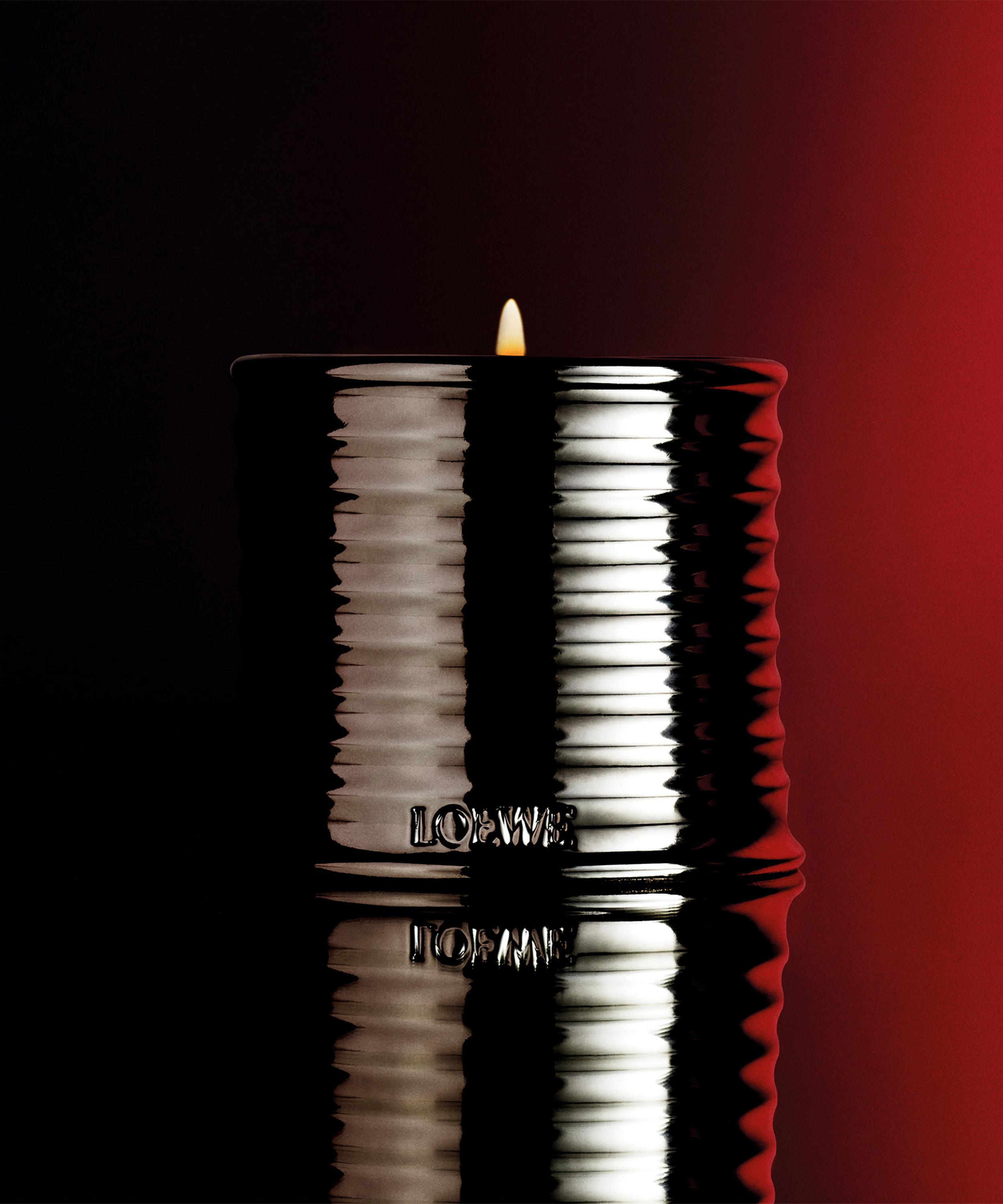 Loewe - Black Sesame Midi Candle 280g image number 4