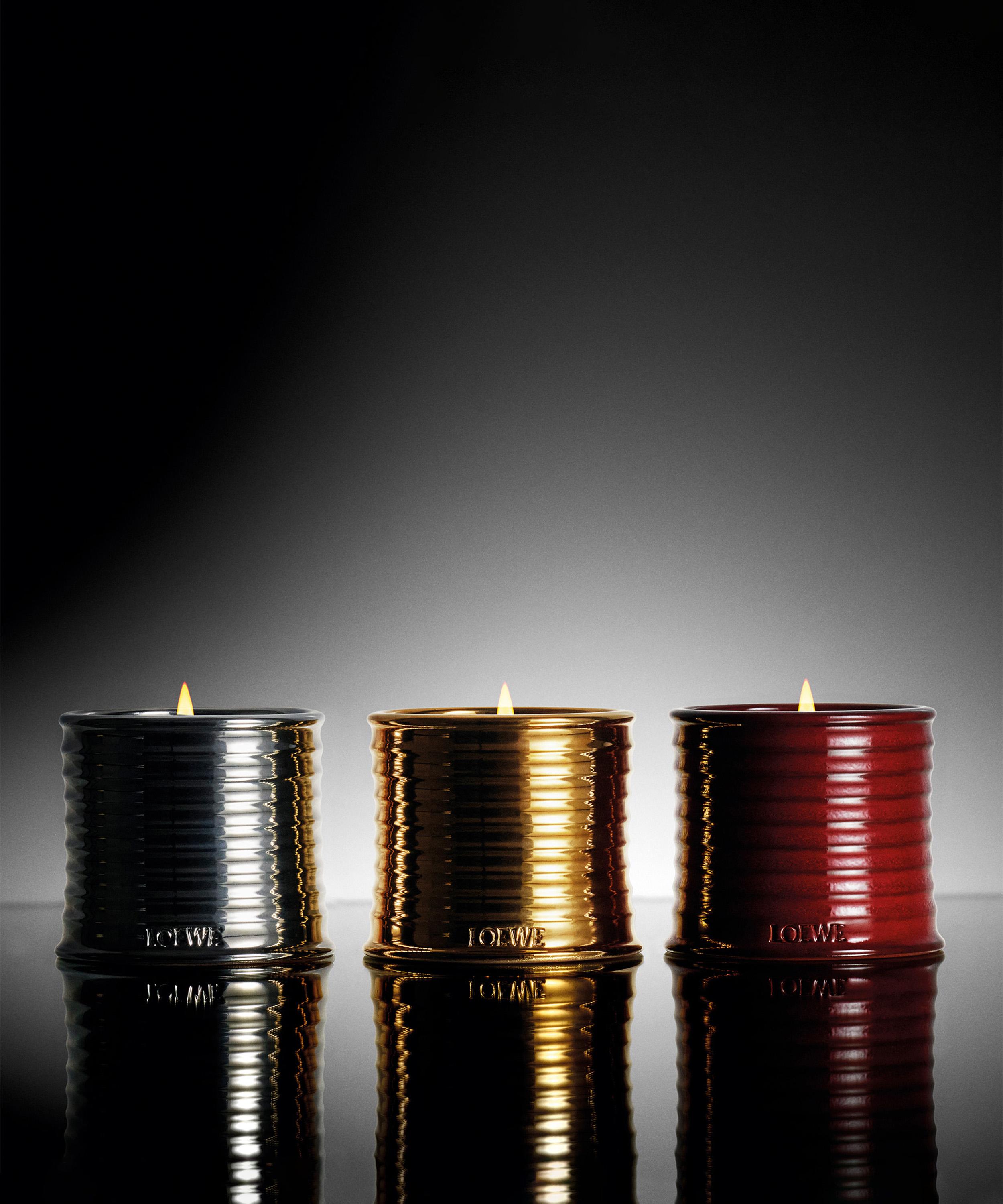 Loewe - Earl Grey Midi Candle 280g image number 5