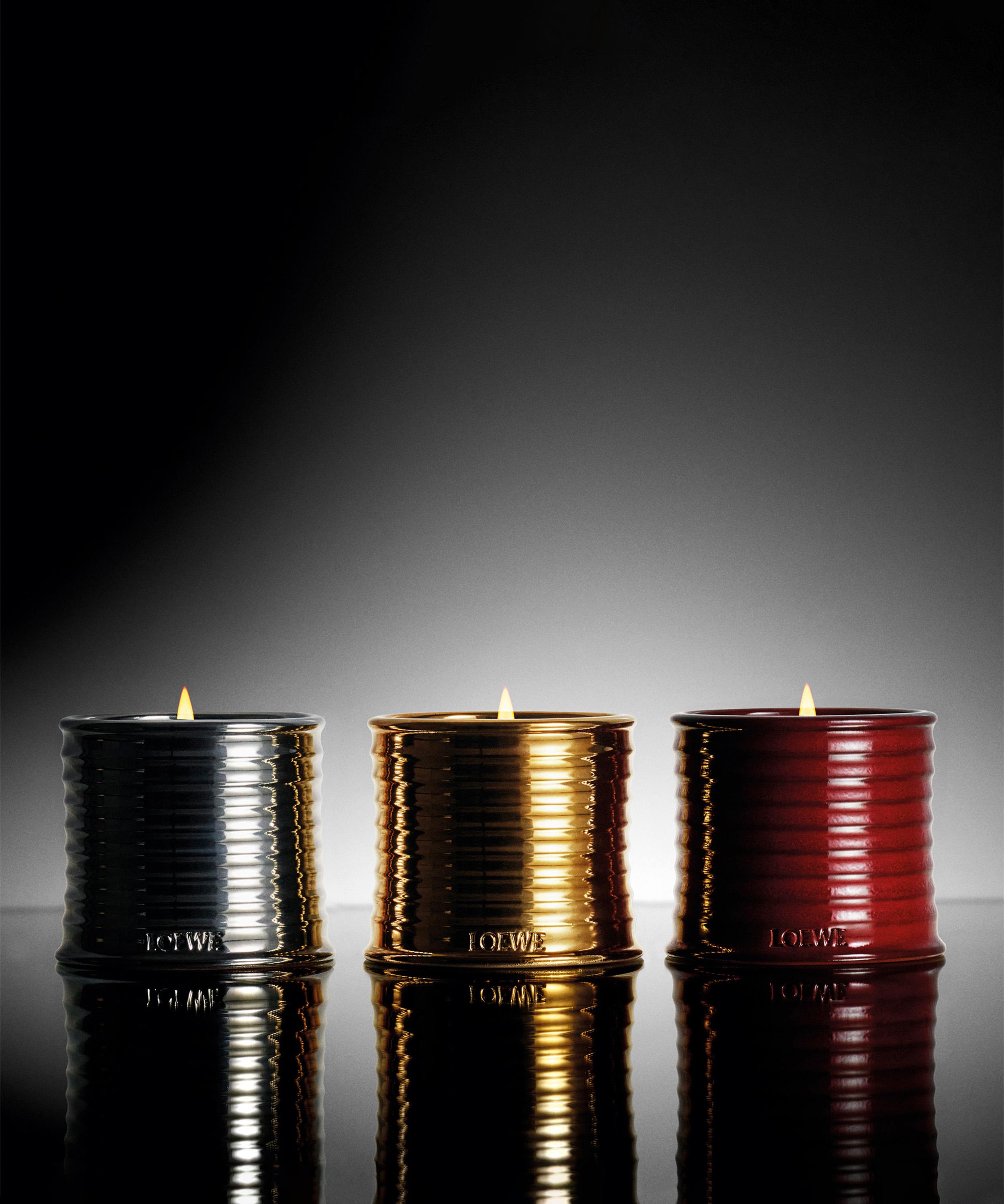 Loewe - Sweet Almond Midi Candle 280g image number 5