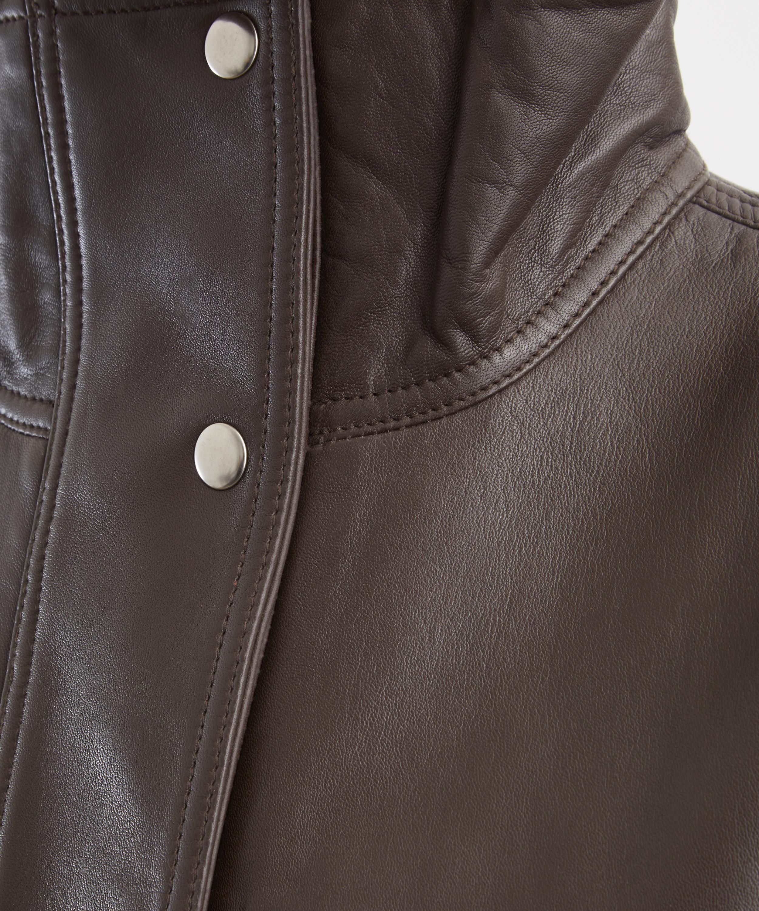 R&oacute;he - Reinvented Leather Jacket image number 4