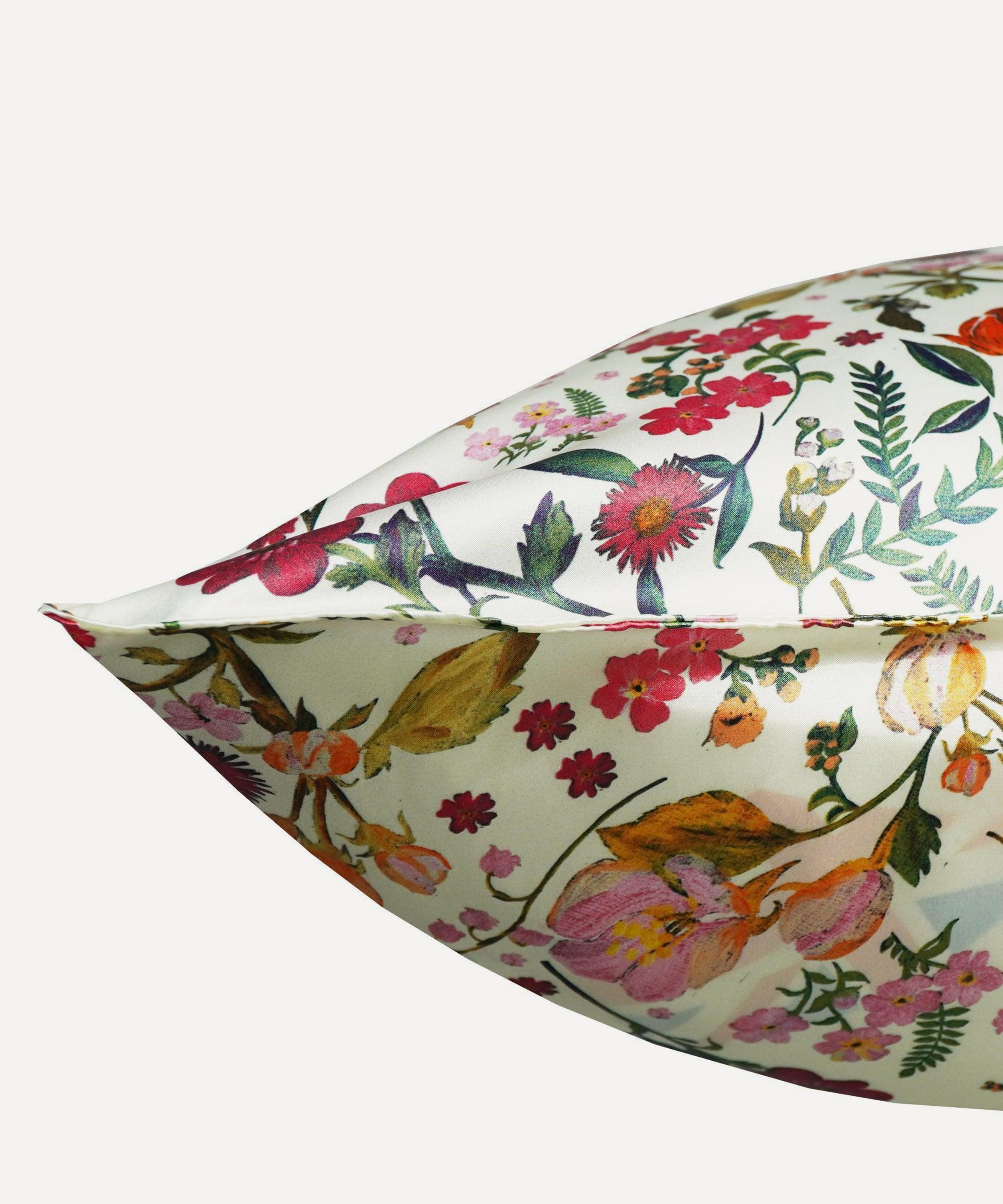 Coco & Wolf - Heidi King Silk Housewife Pillowcase image number 2