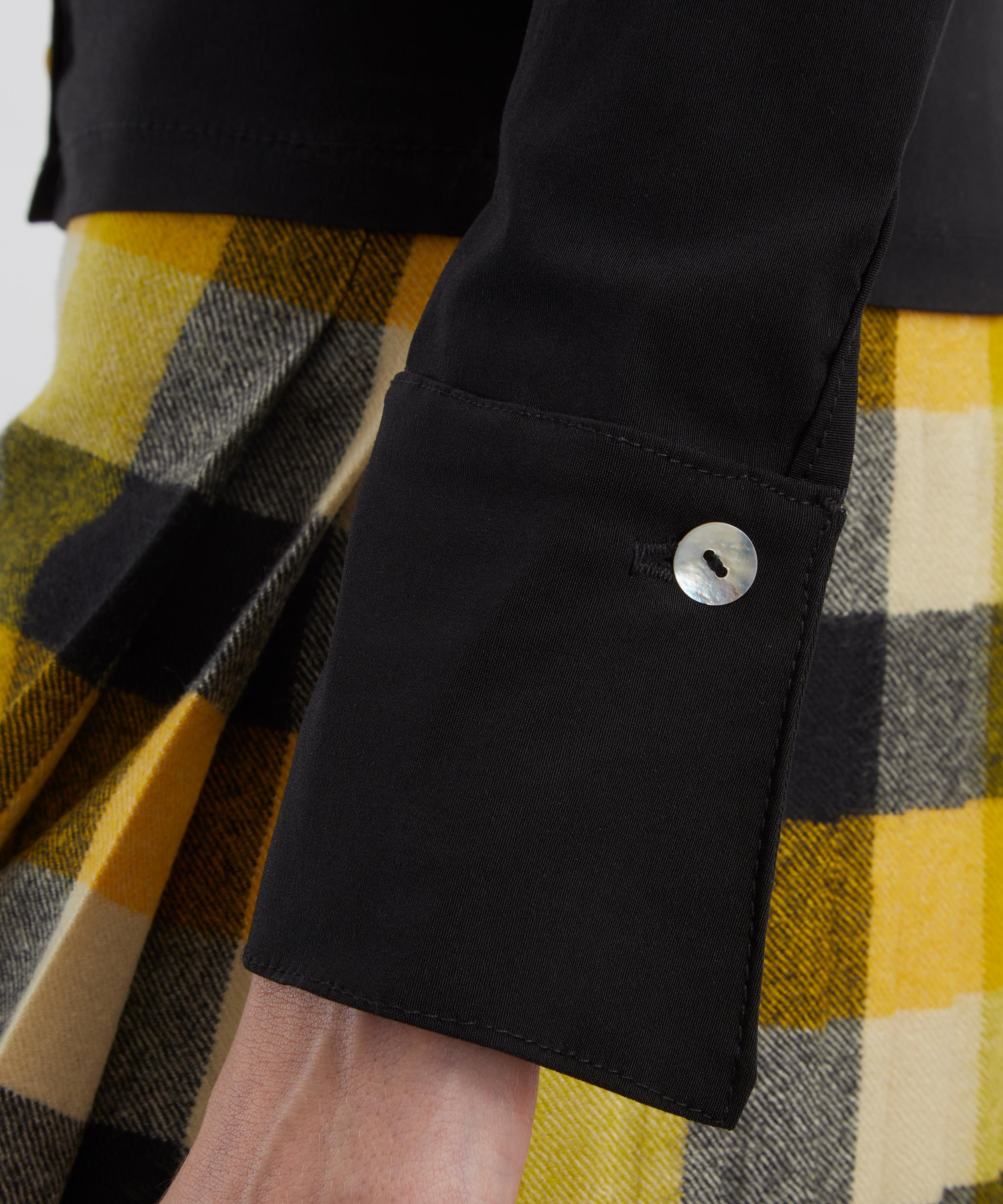 Susamusa - Sienna Button-Down Shirt image number 4