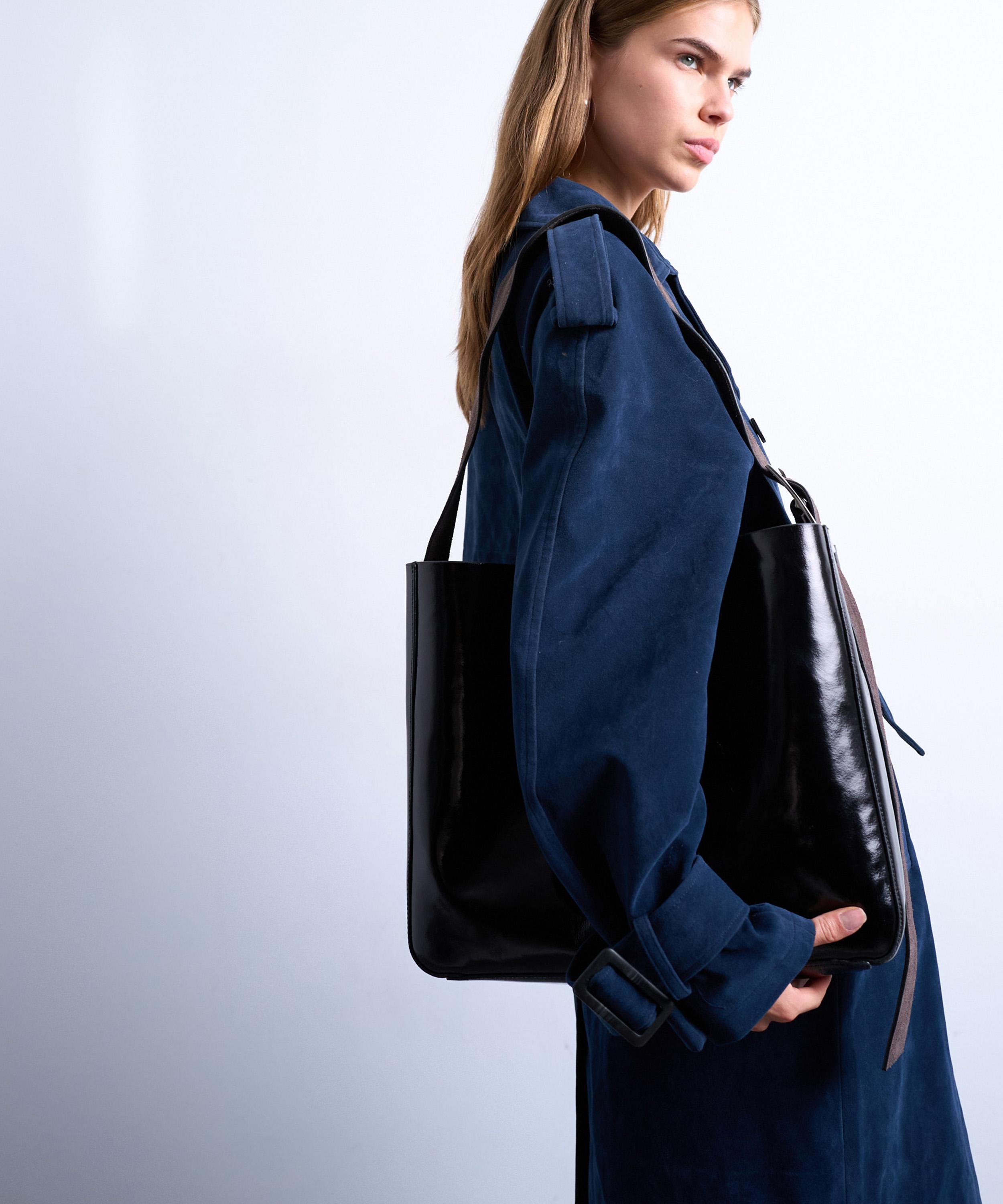 TOPSHOP - Black-Brown Tiana Leather Tote Bag image number 2