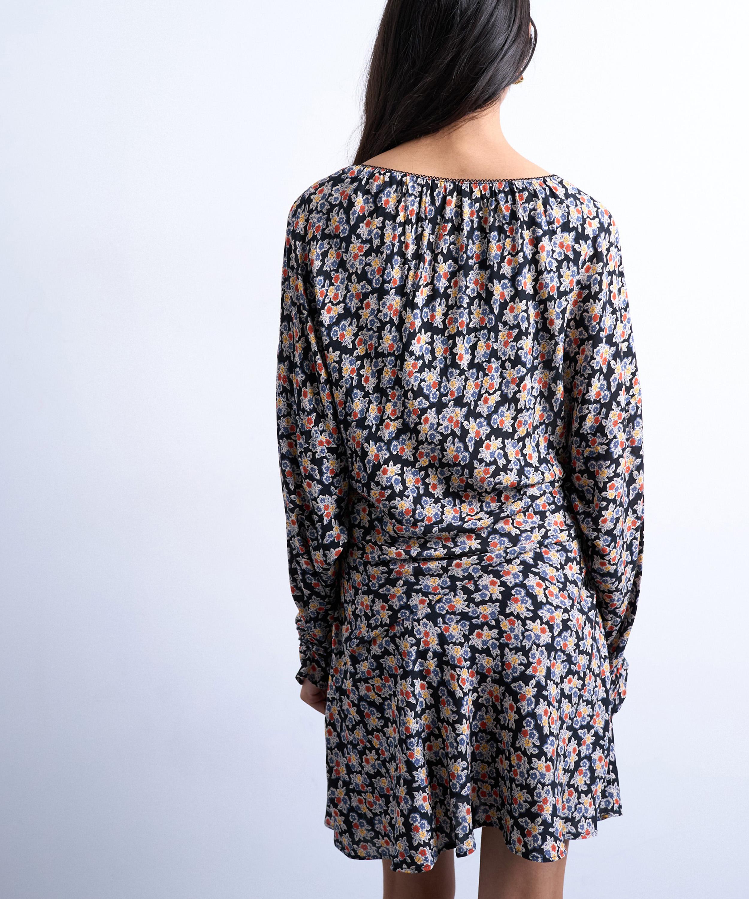 TOPSHOP - Floral Print Mini Long Sleeve Tea Dress image number 3