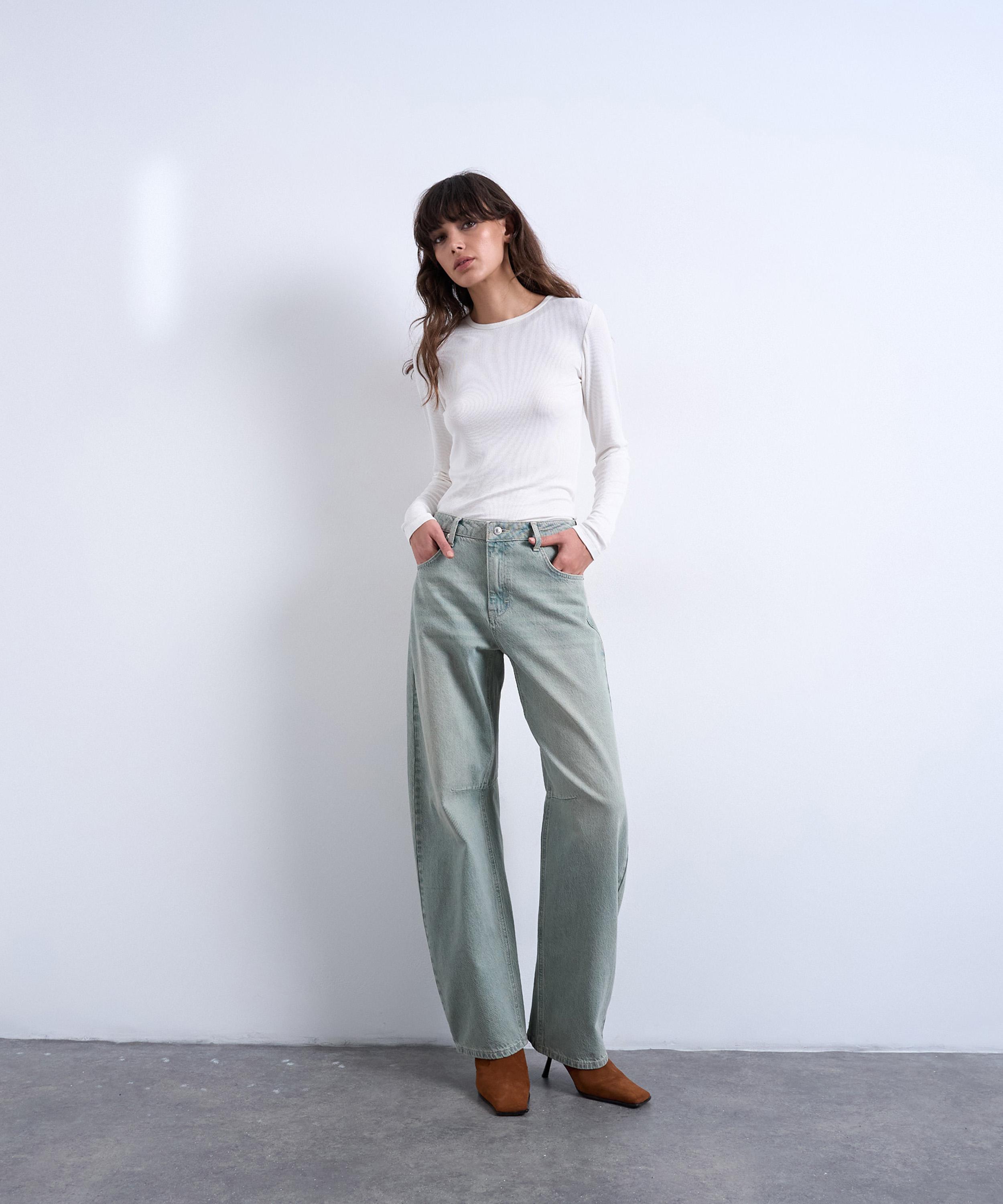 TOPSHOP - Barrel Mid-Rise Jeans in Mint Green image number 1