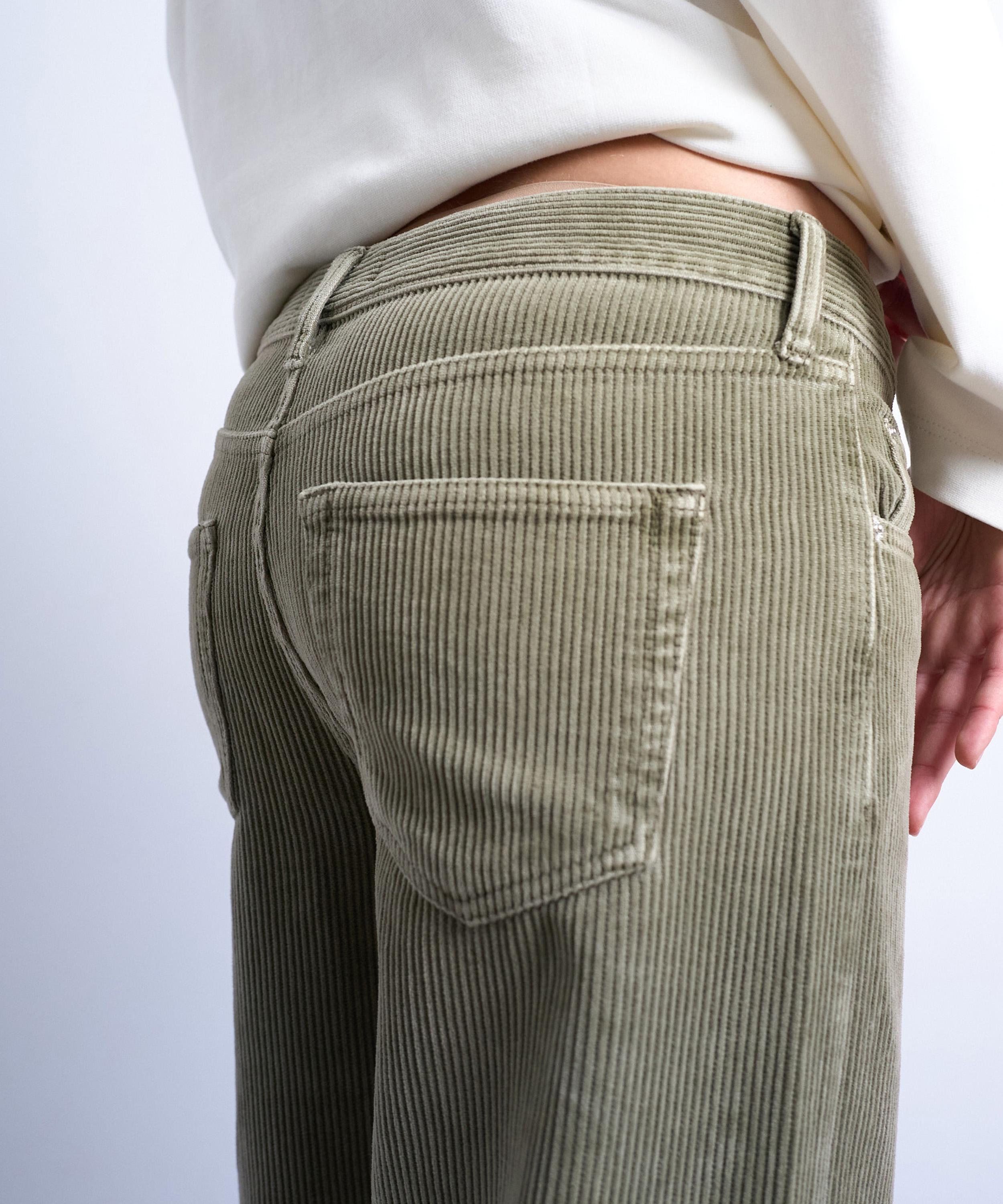 TOPSHOP - Sage Ember Low Rise Cord Jeans image number 3