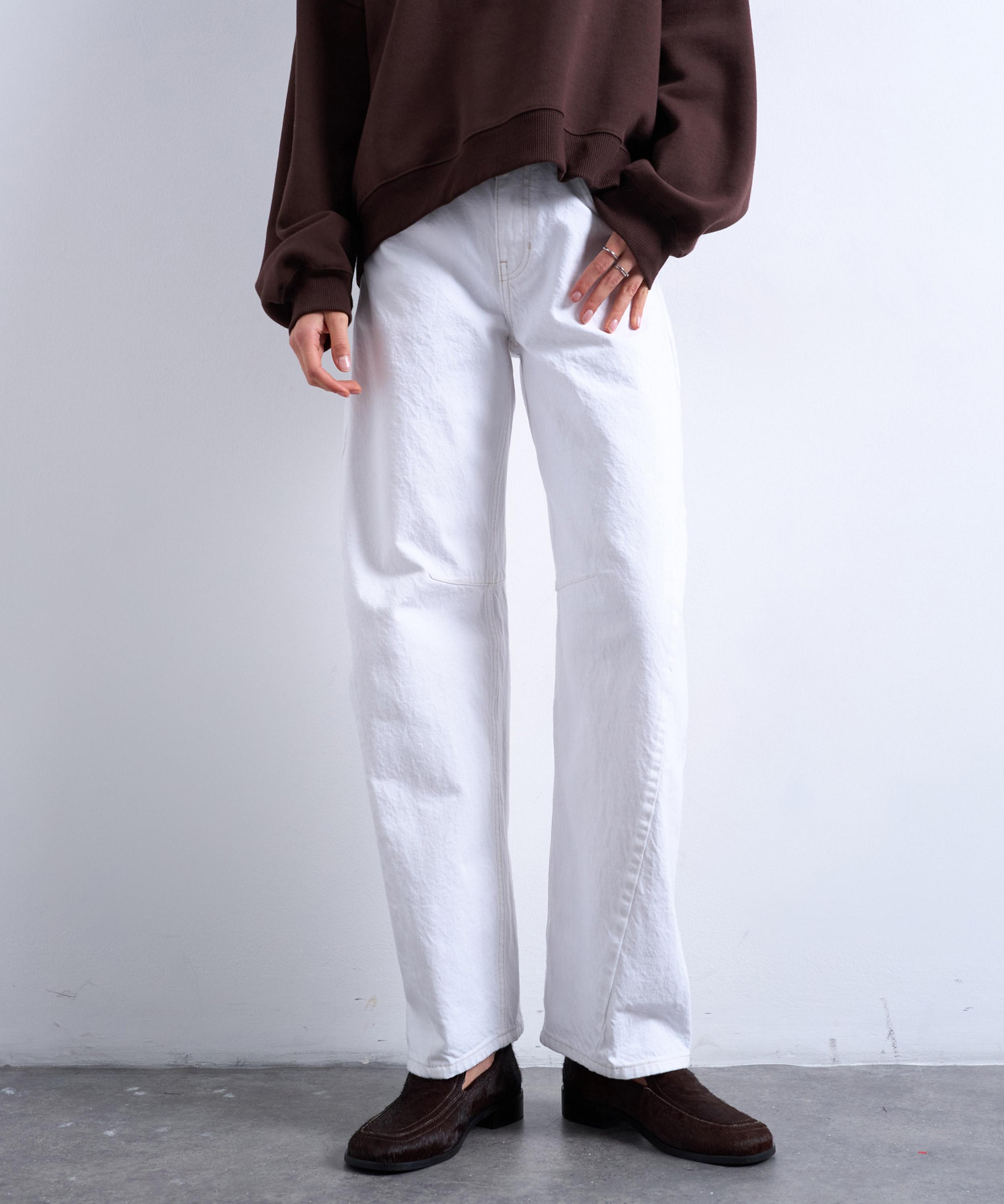 TOPSHOP - Barrel Mid-Rise Jeans in Ecru