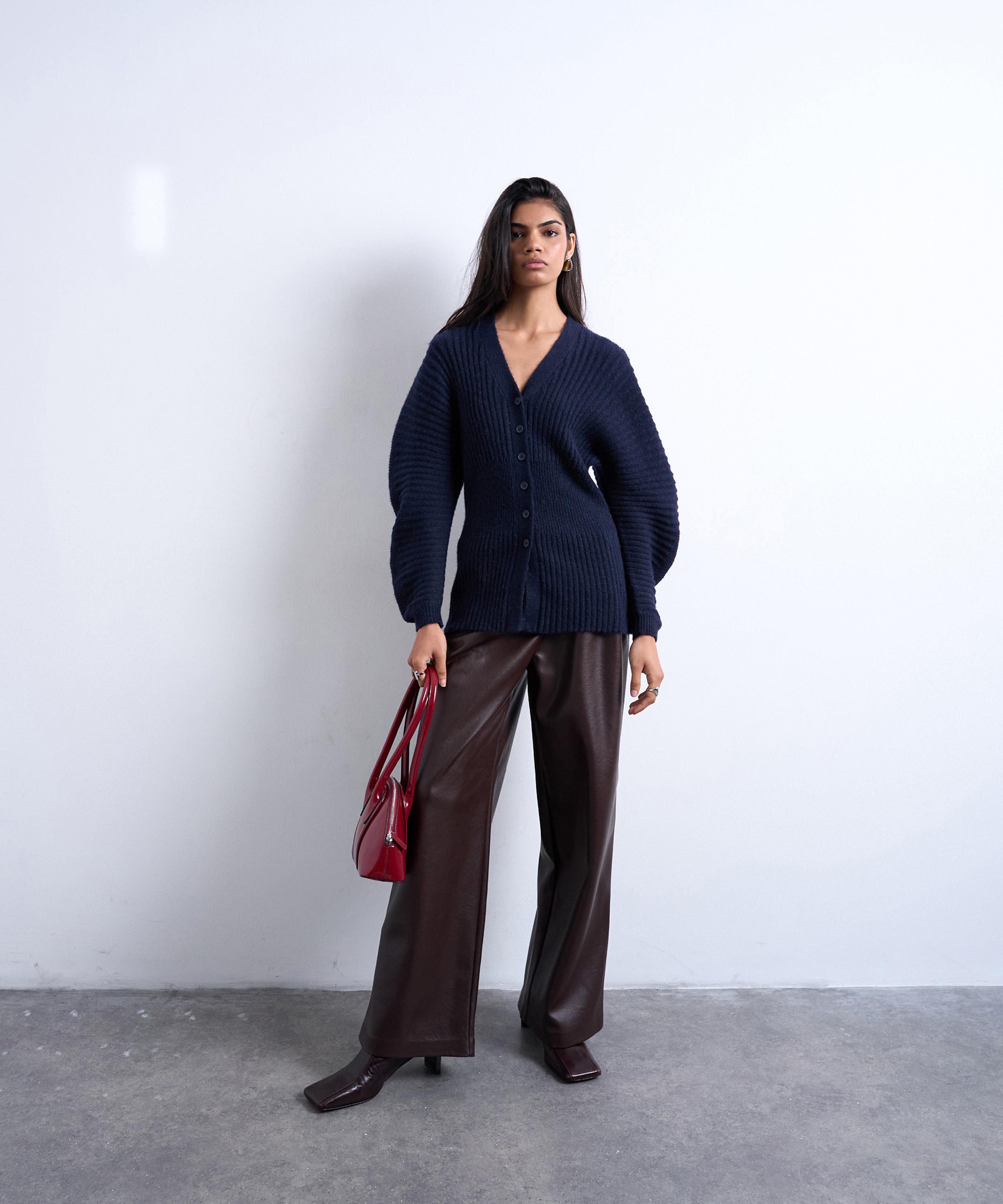 TOPSHOP - Navy Knitted Ovoid Sleeve Cinch Cardigan image number 3