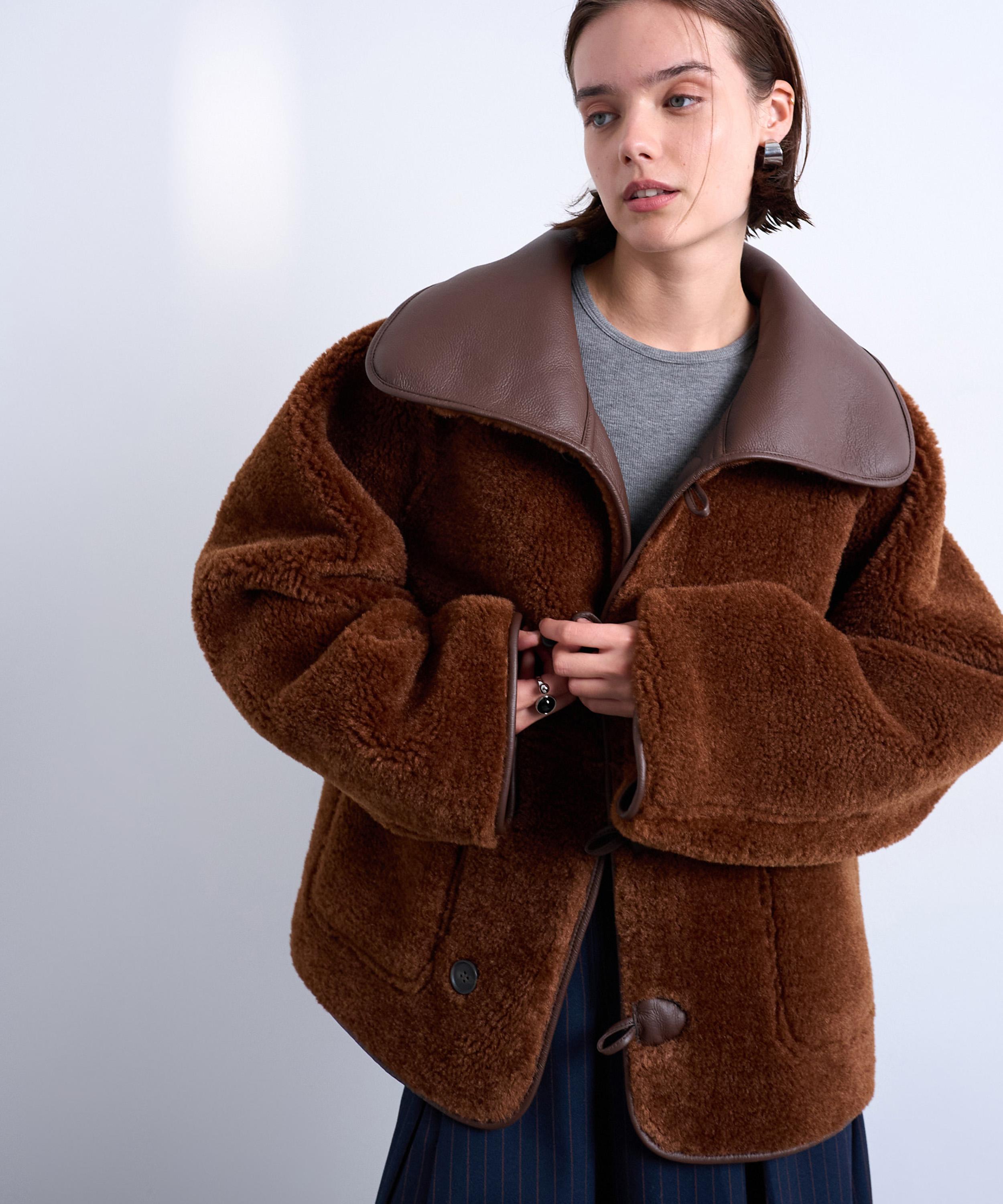TOPSHOP - Faux Shearling Oversized Reversible Coat with Button Loops image number 1