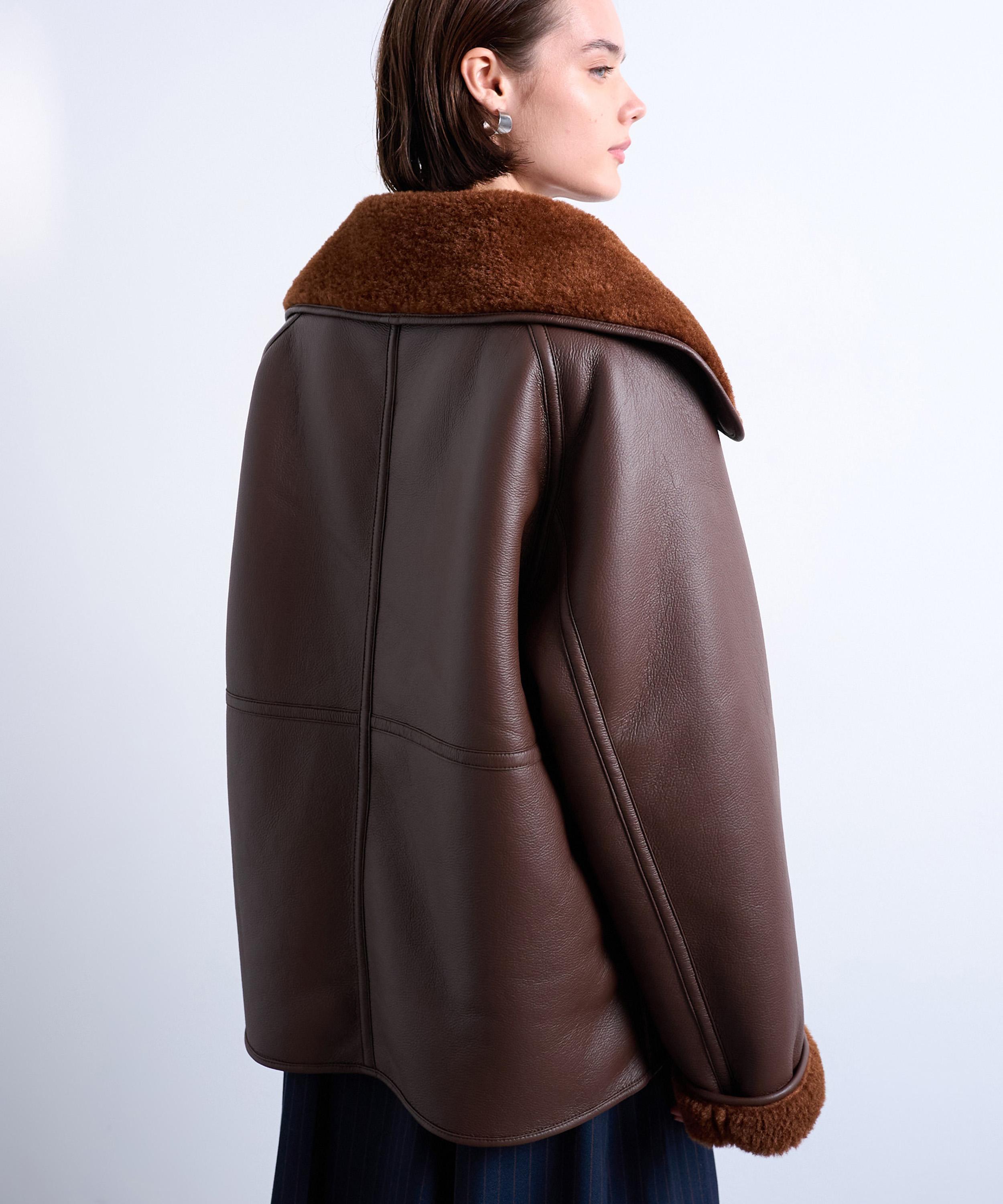 TOPSHOP - Faux Shearling Oversized Reversible Coat with Button Loops image number 3