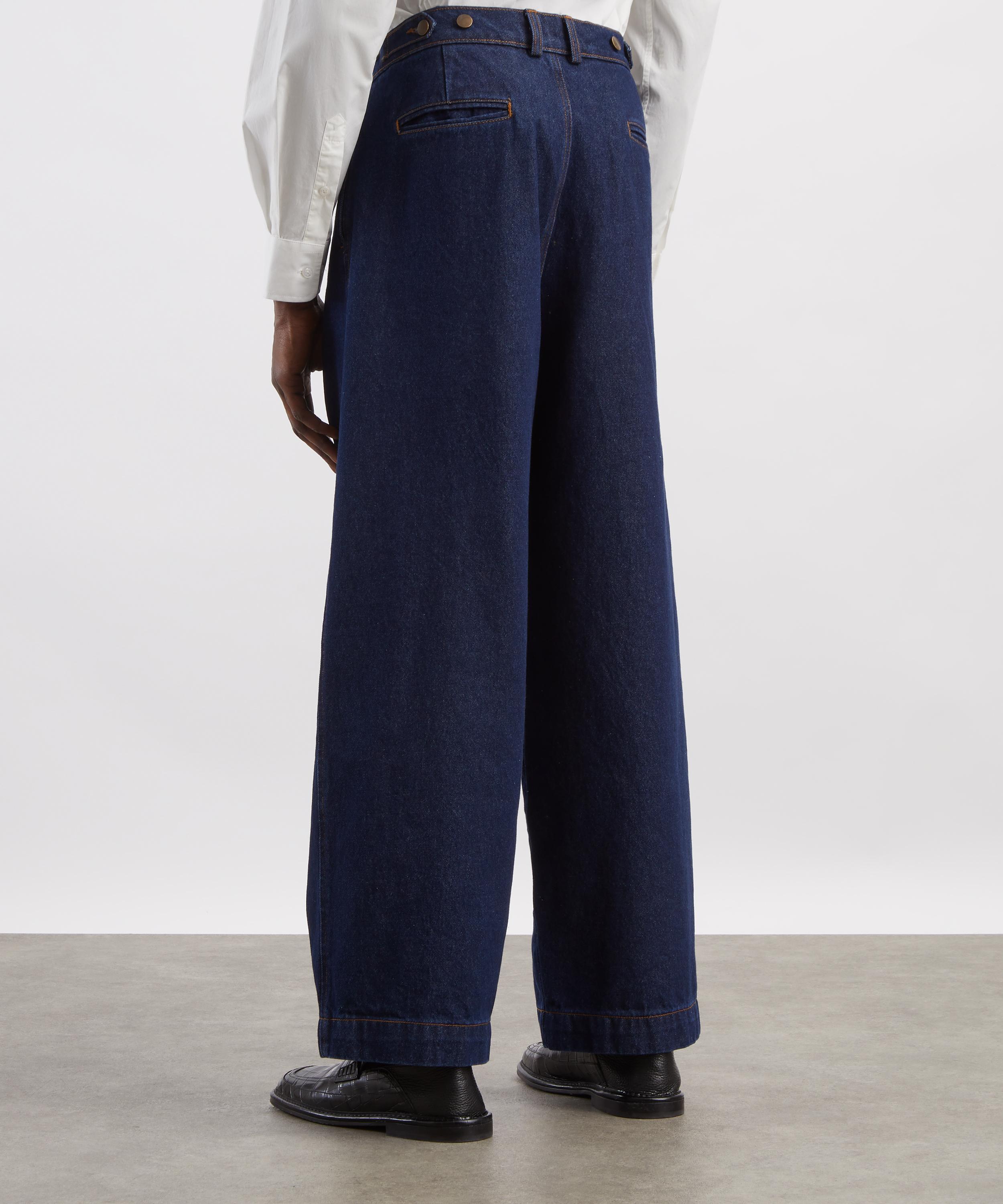 Carter Young - Allen Jeans image number 3