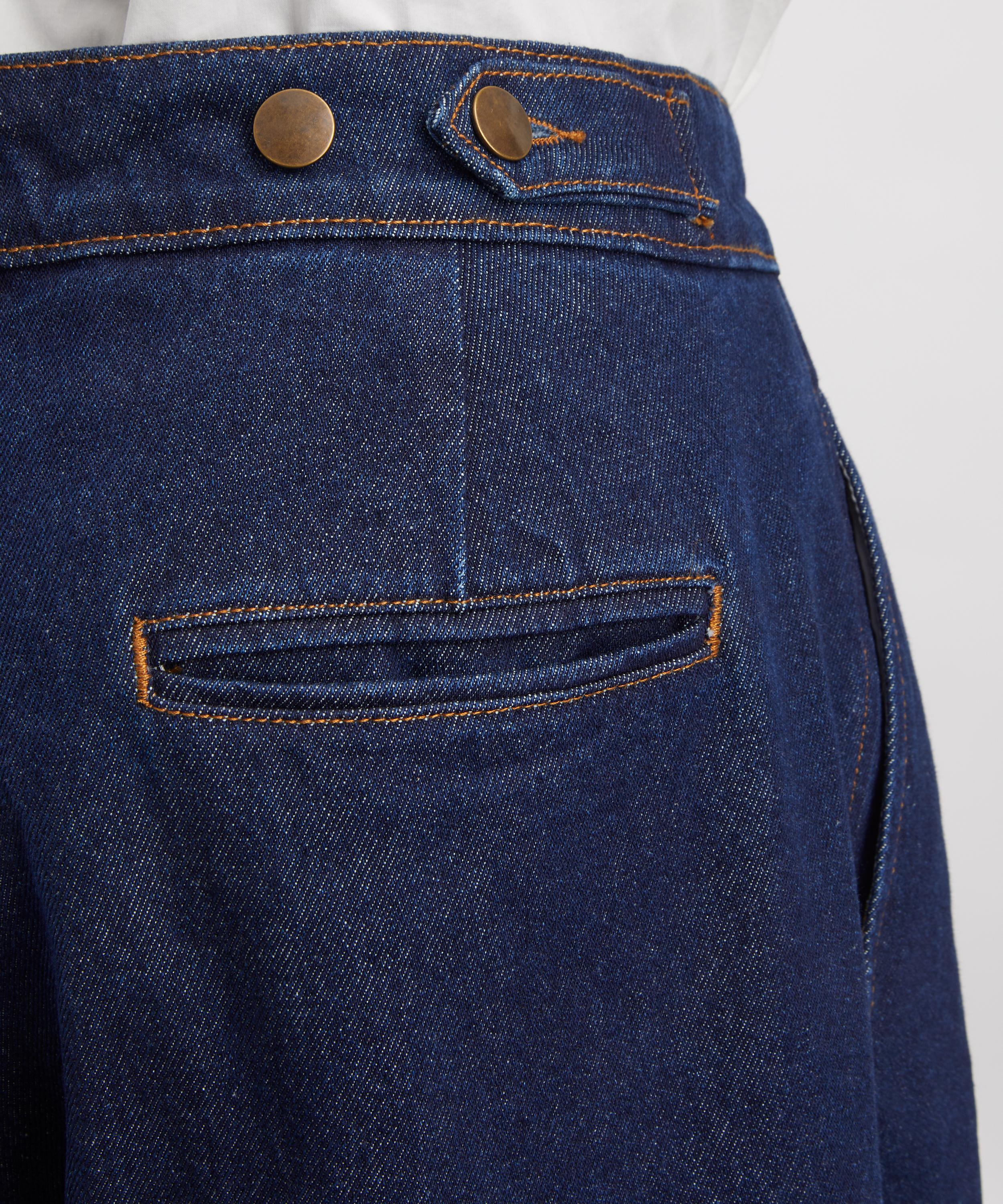 Carter Young - Allen Jeans image number 4