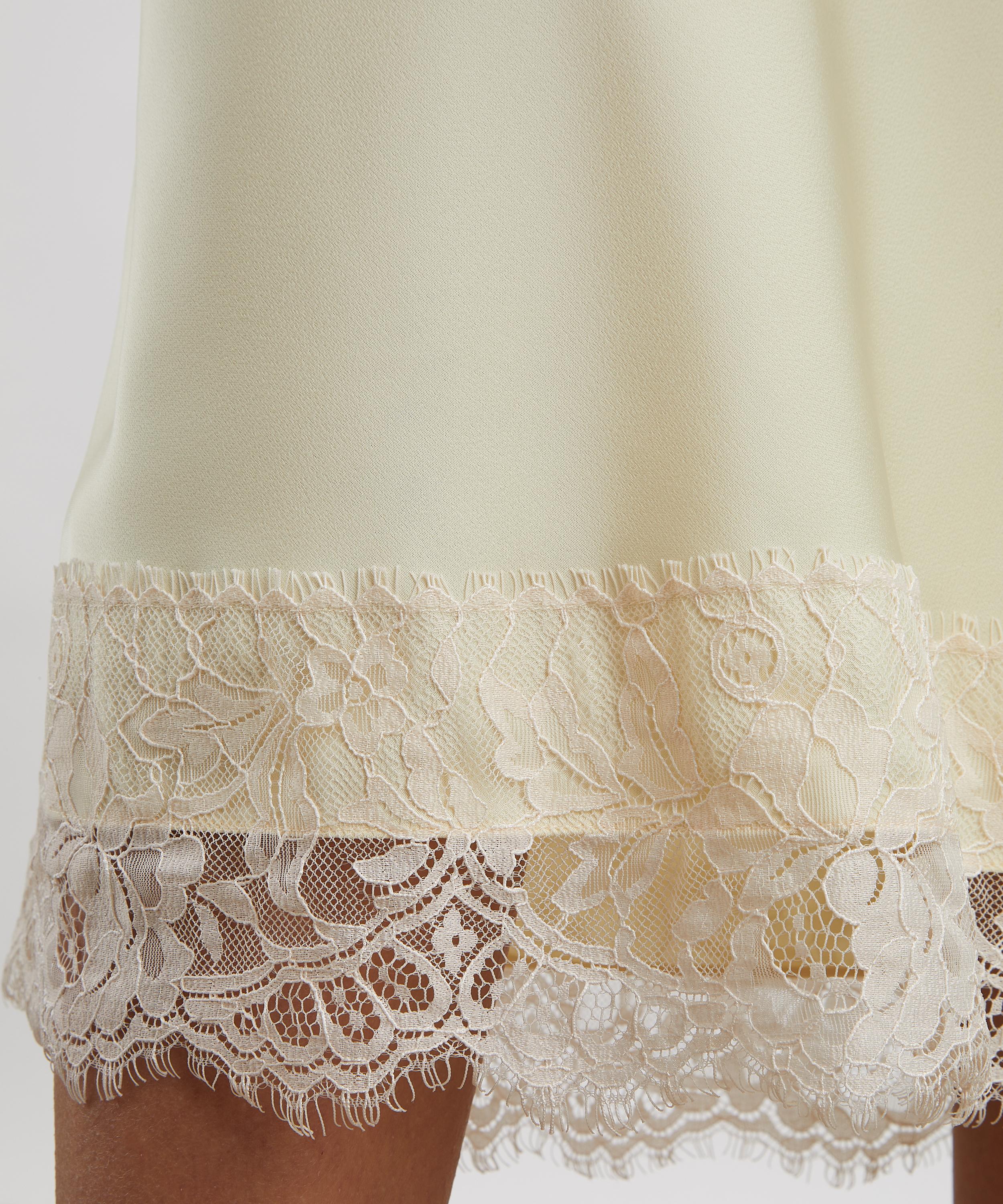 FAITHFULL - Cydney Lucia Lace Midi Skirt image number 4
