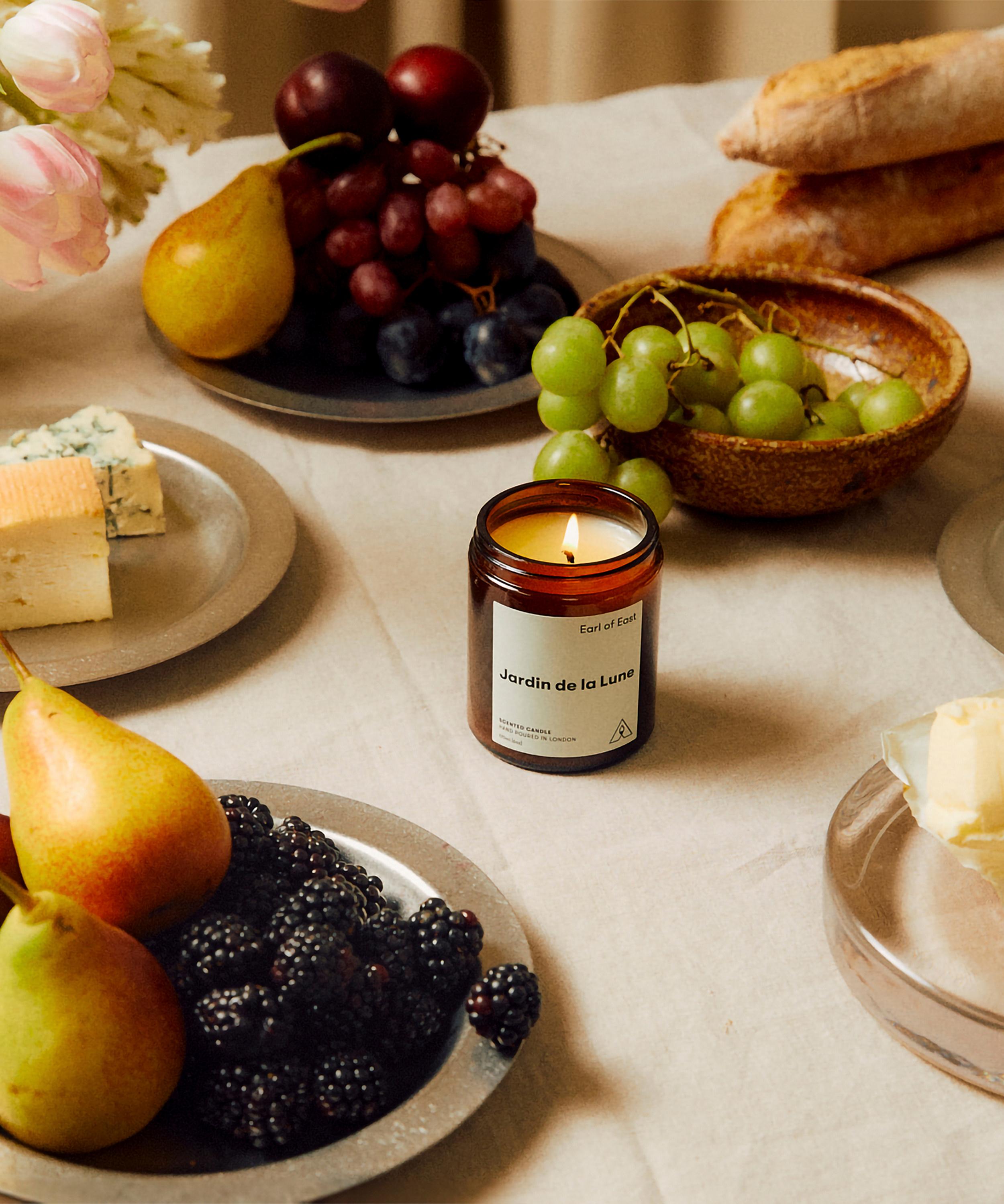 Earl of East - Jardin de la Lune Soy Wax Candle 170ml image number 4
