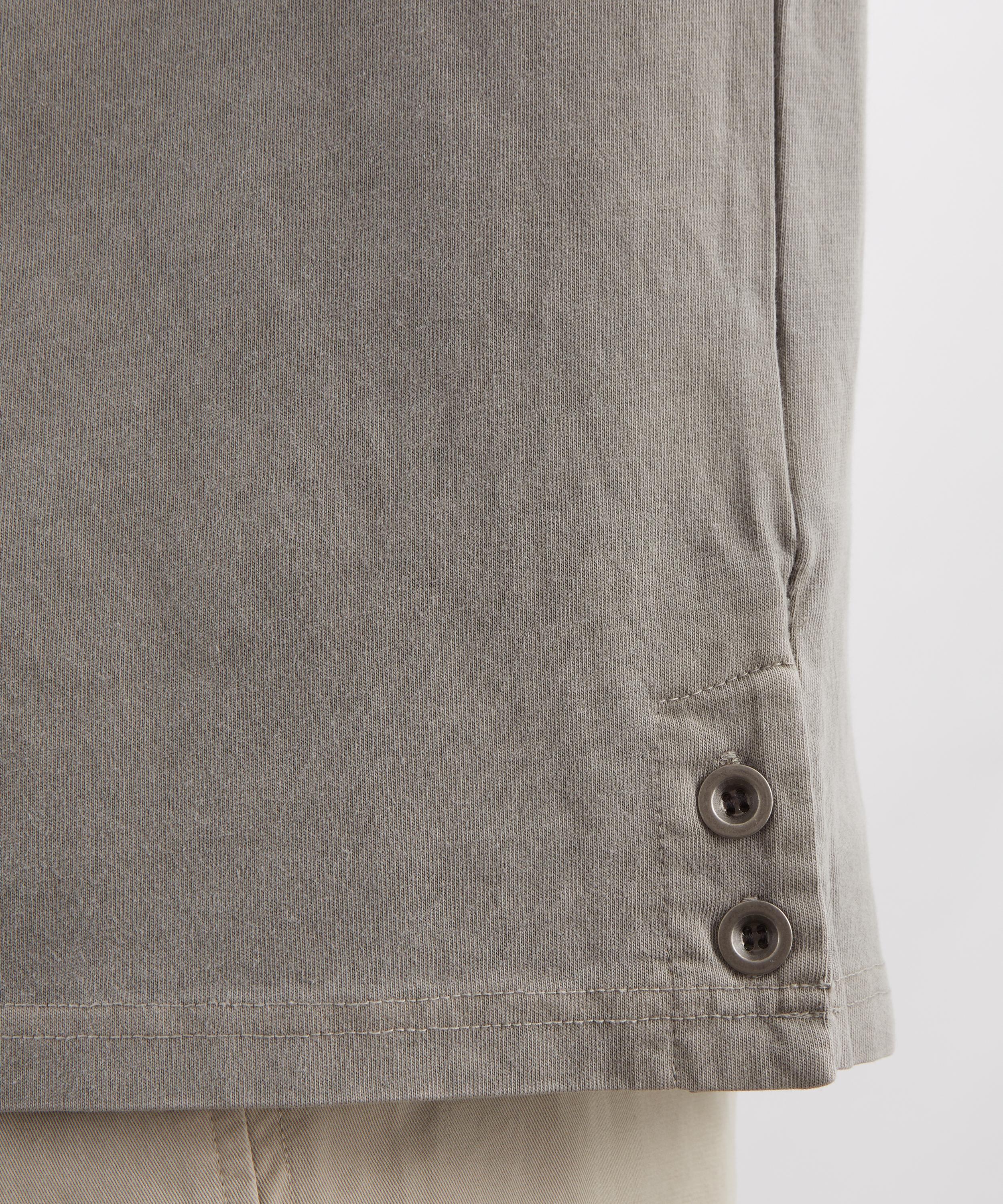 FrizmWORKS - Pigment Dyeing Henley Long-Sleeve T-Shirt in Warm Grey image number 4