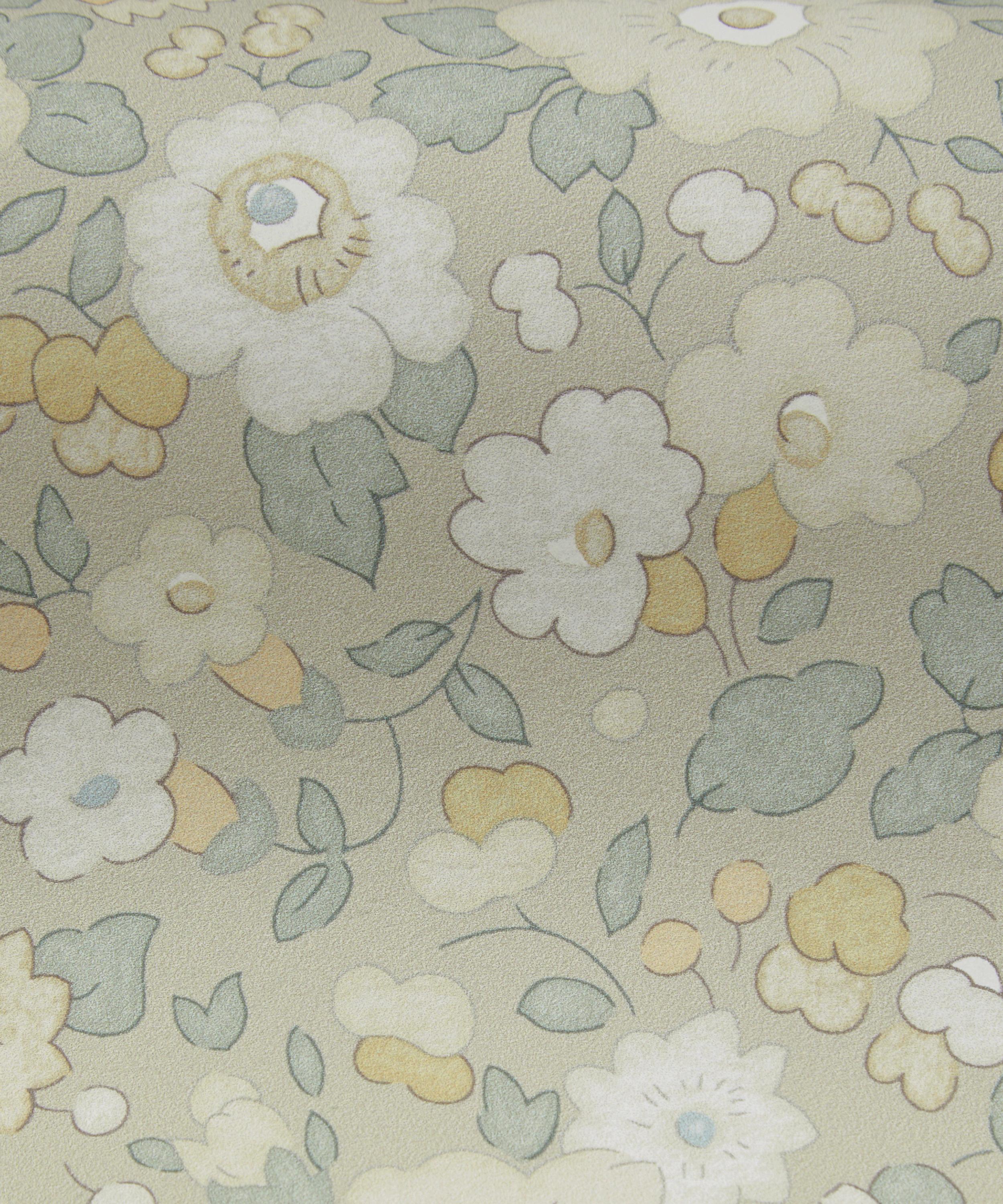 Liberty Interiors - Betsy Bloom in Lichen image number 3