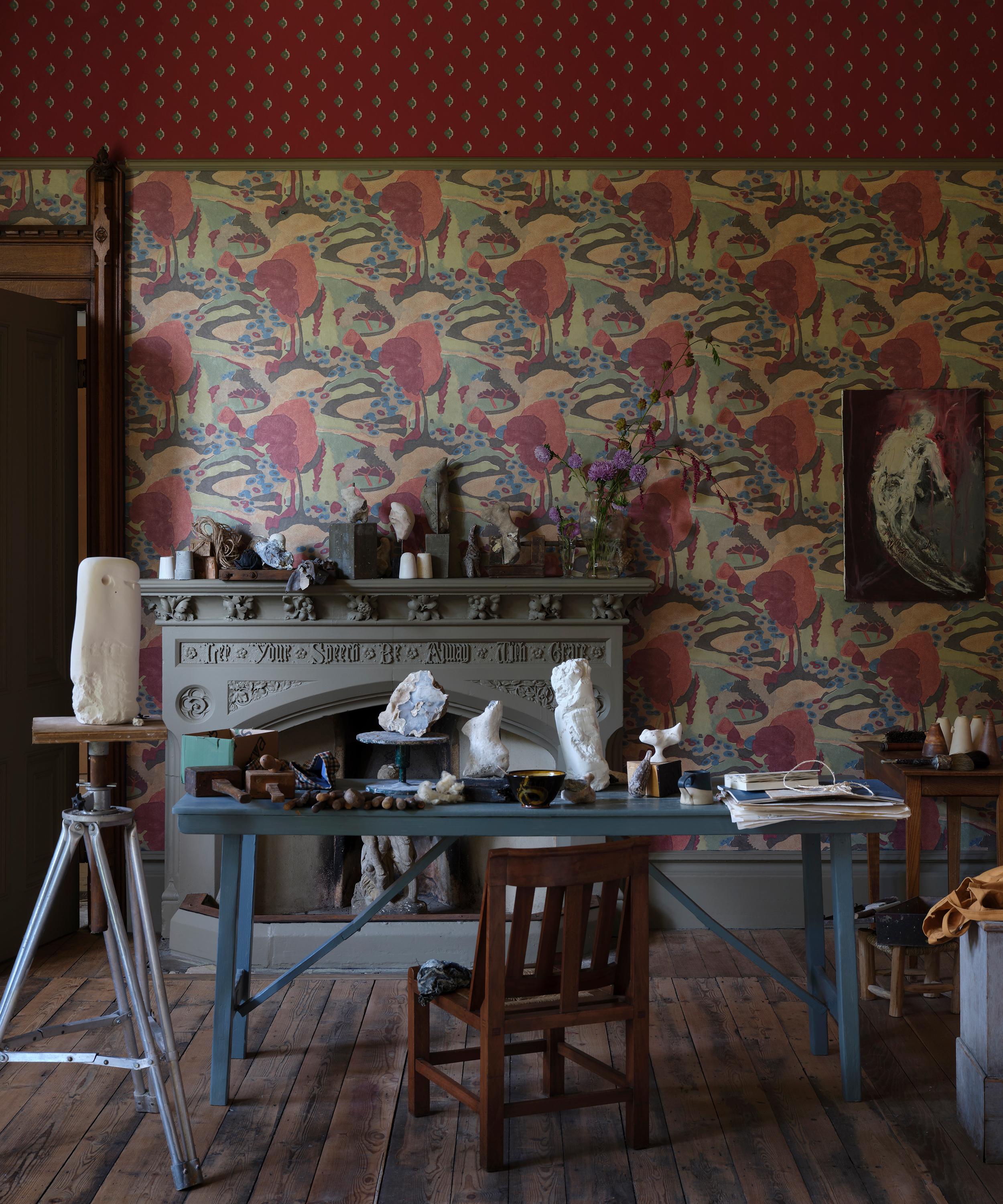 Liberty Interiors - Autumn Landscape in Lacquer Moss image number 5