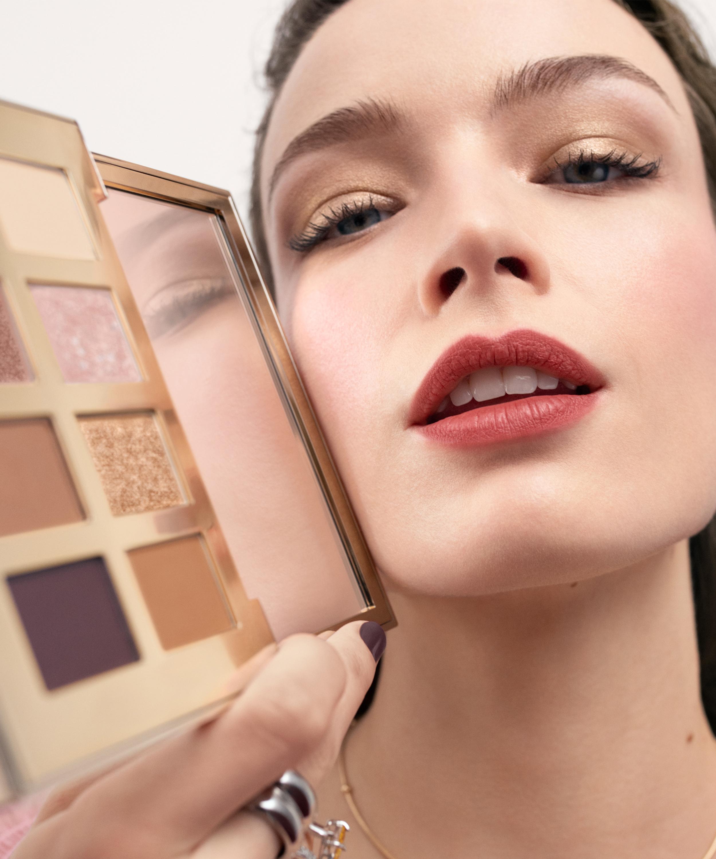 Bobbi Brown - Sweet Decadence Eyeshadow Palette image number 3