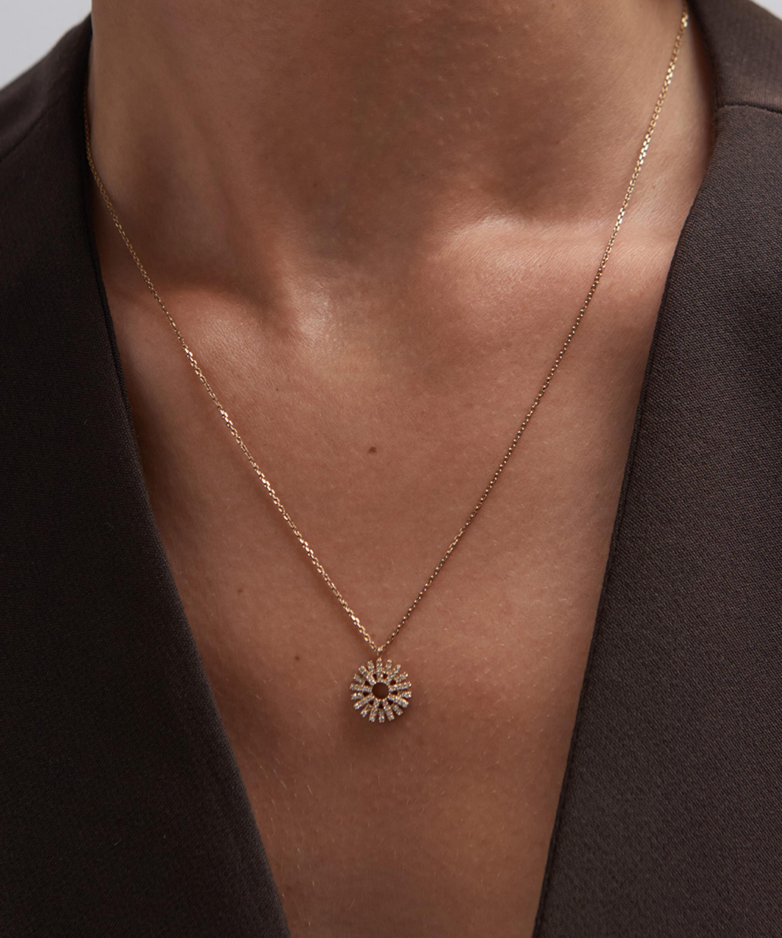 Astley Clarke - 14ct Gold Rising Sun Pendant Necklace image number 2