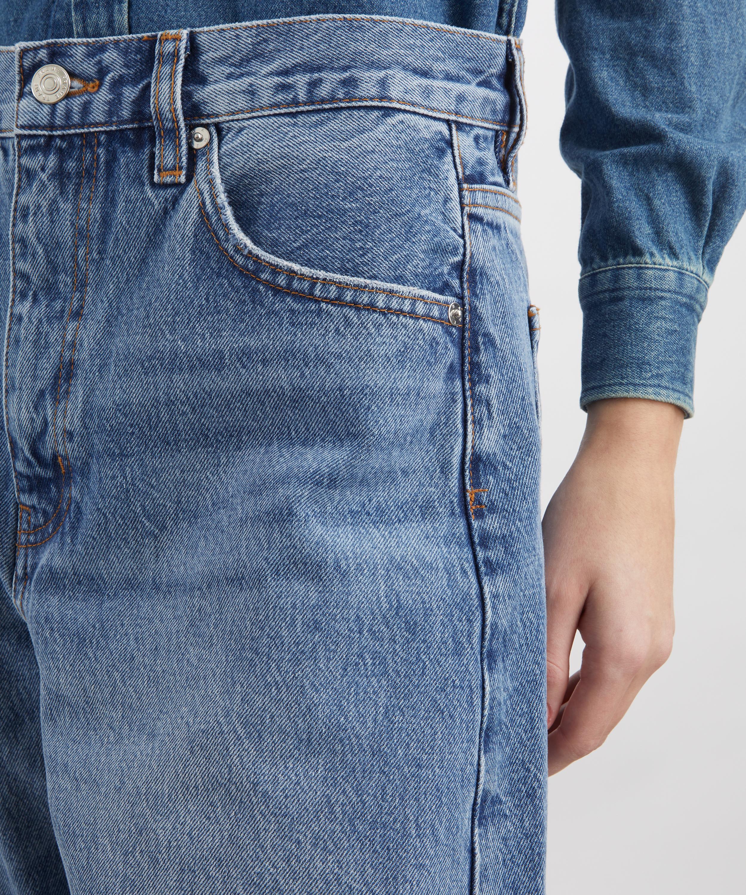 Frame - The Bow High-Rise Barrel-Leg Jeans in Acumen&nbsp; image number 4