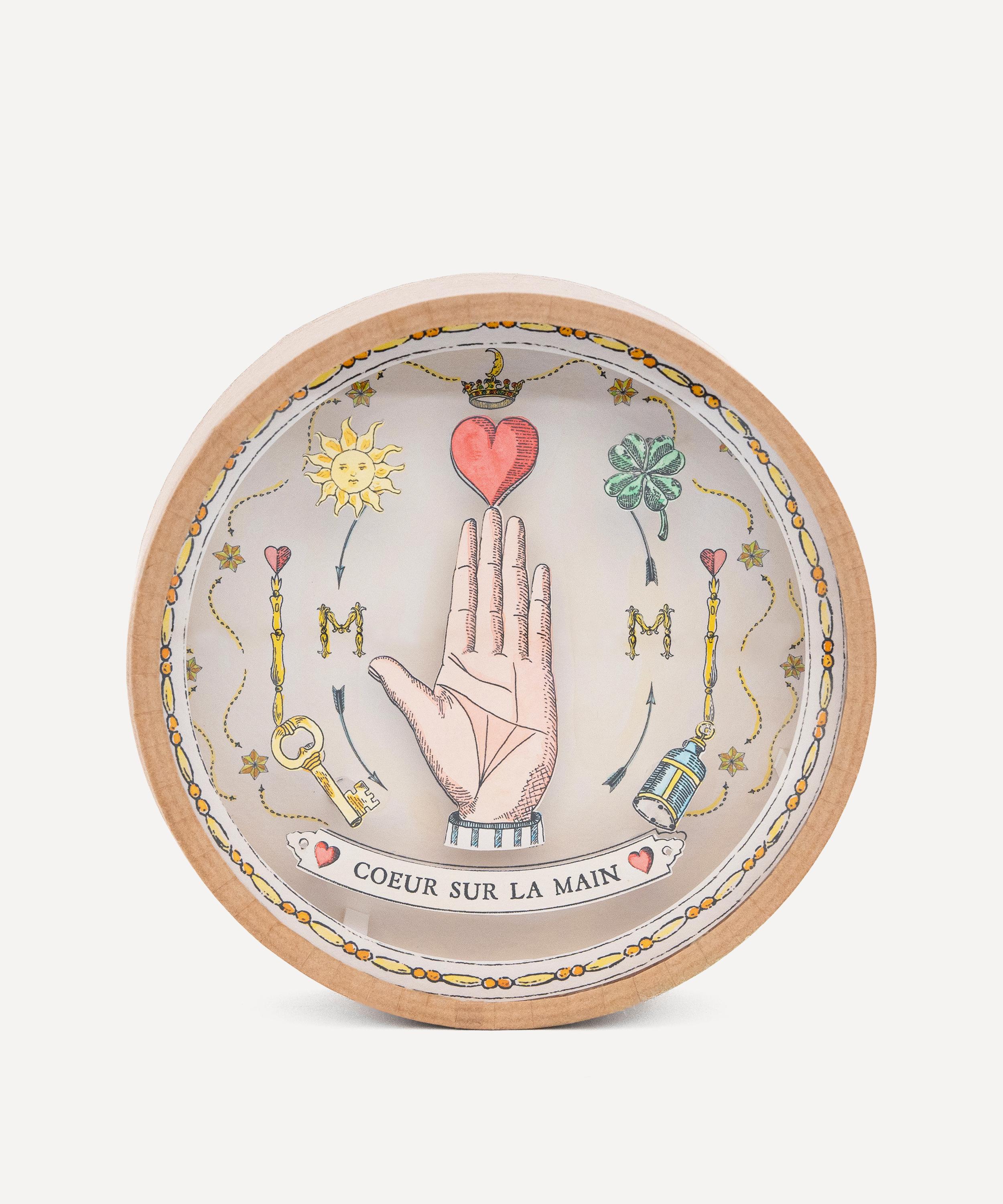 Marin Montagut - Heart on Hand Round Showcase of Wonder