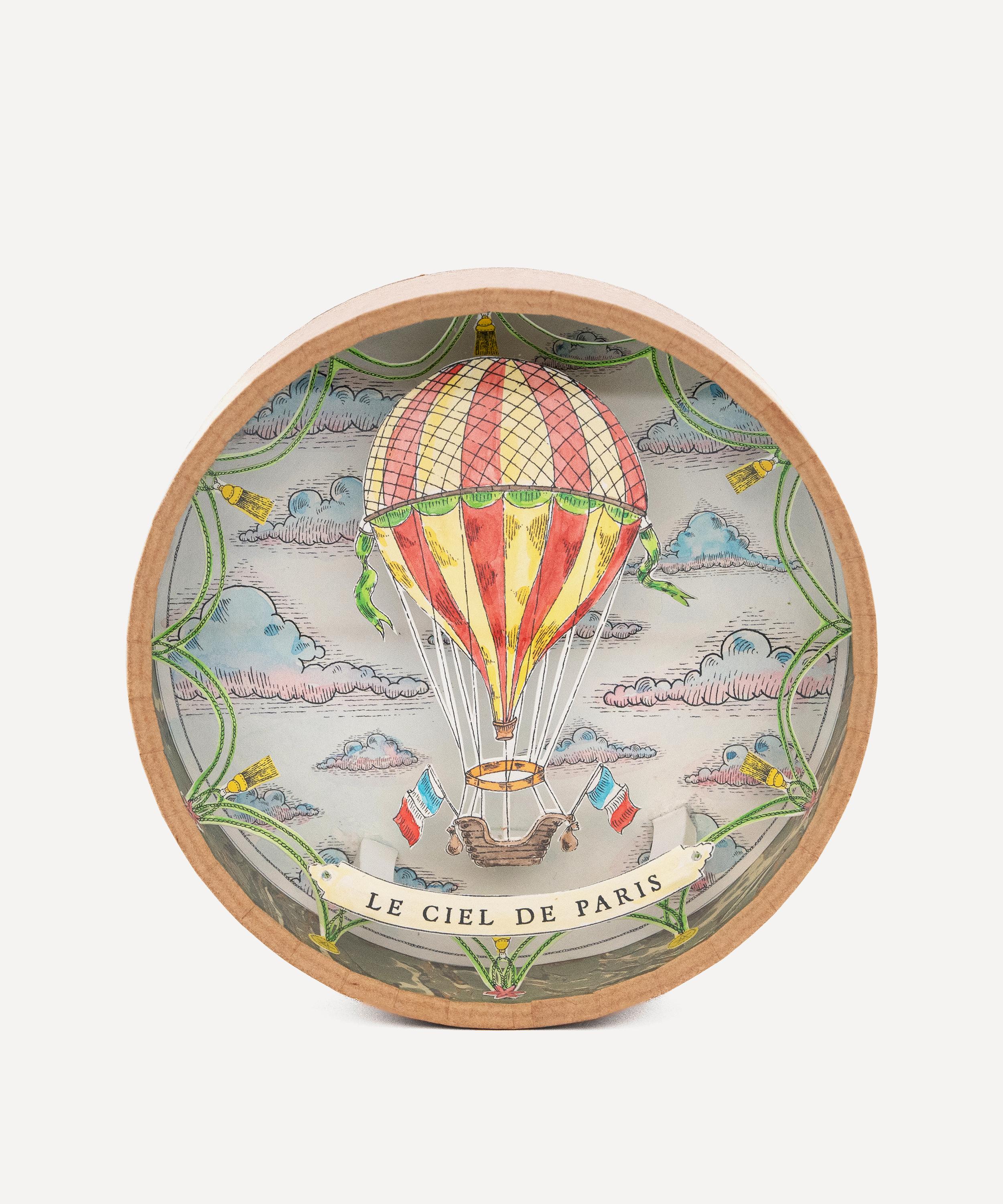 Marin Montagut - The Sky of Paris Round Showcase of Wonder