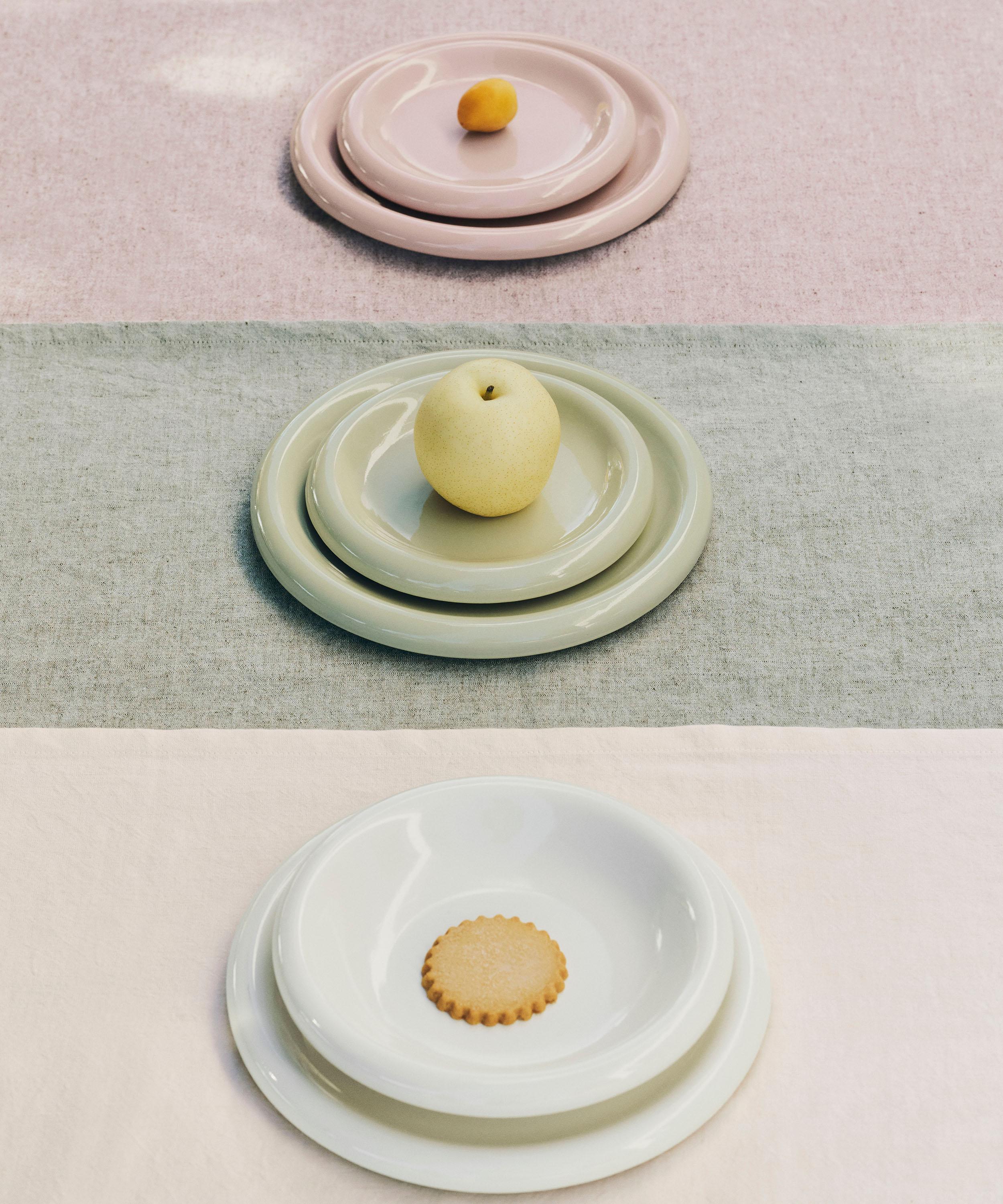 Hay - Barro Plate Set of Two image number 1