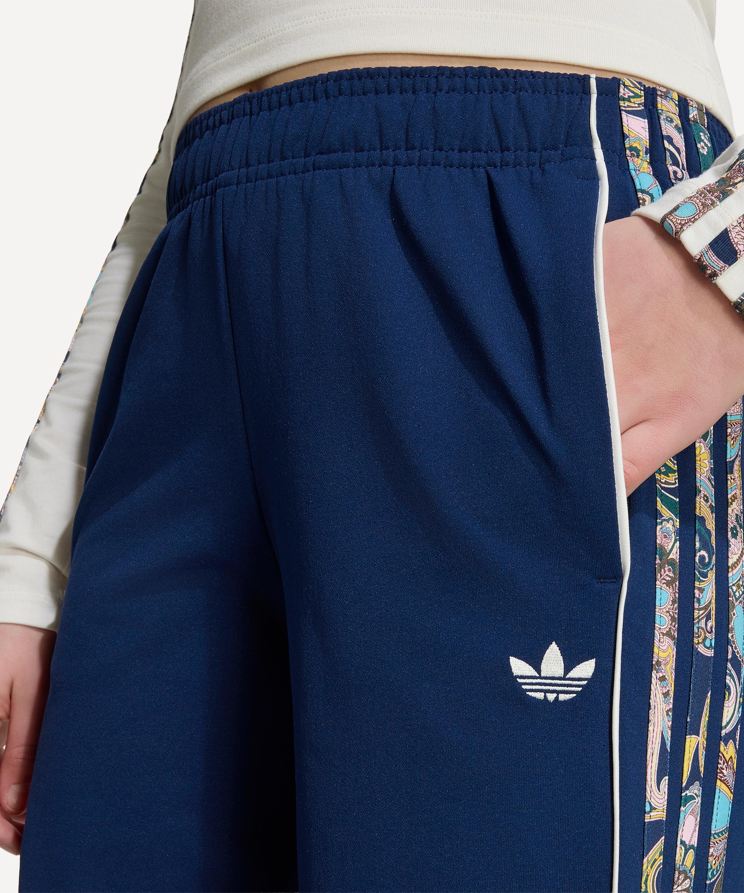 Adidas - x Liberty Kids SST Loose Paisley Tracksuit Bottoms image number 3