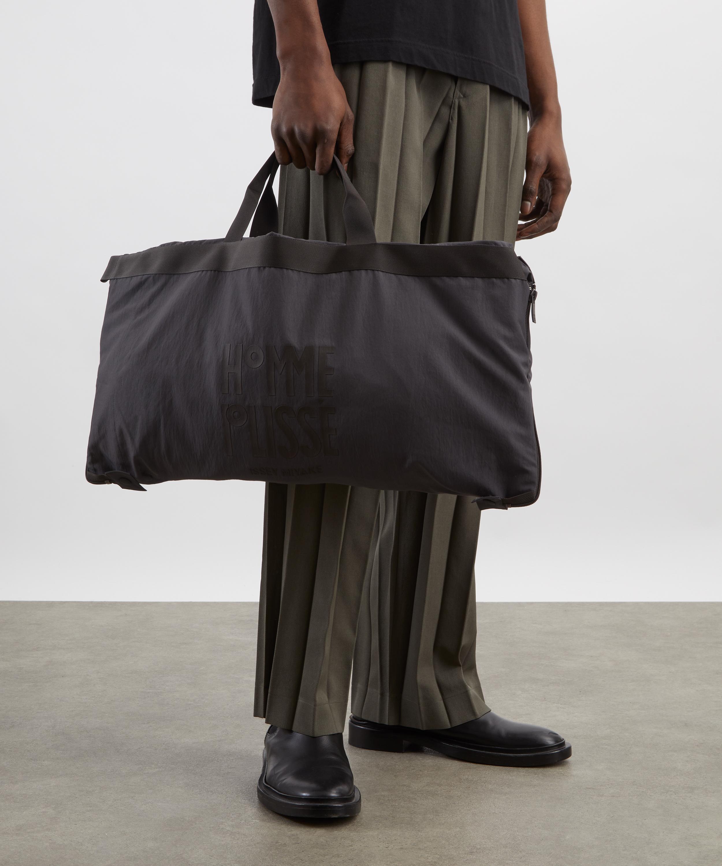 HOMME PLISS&Eacute; ISSEY MIYAKE - CARRIER CARRIED Charcoal Jacket image number 5