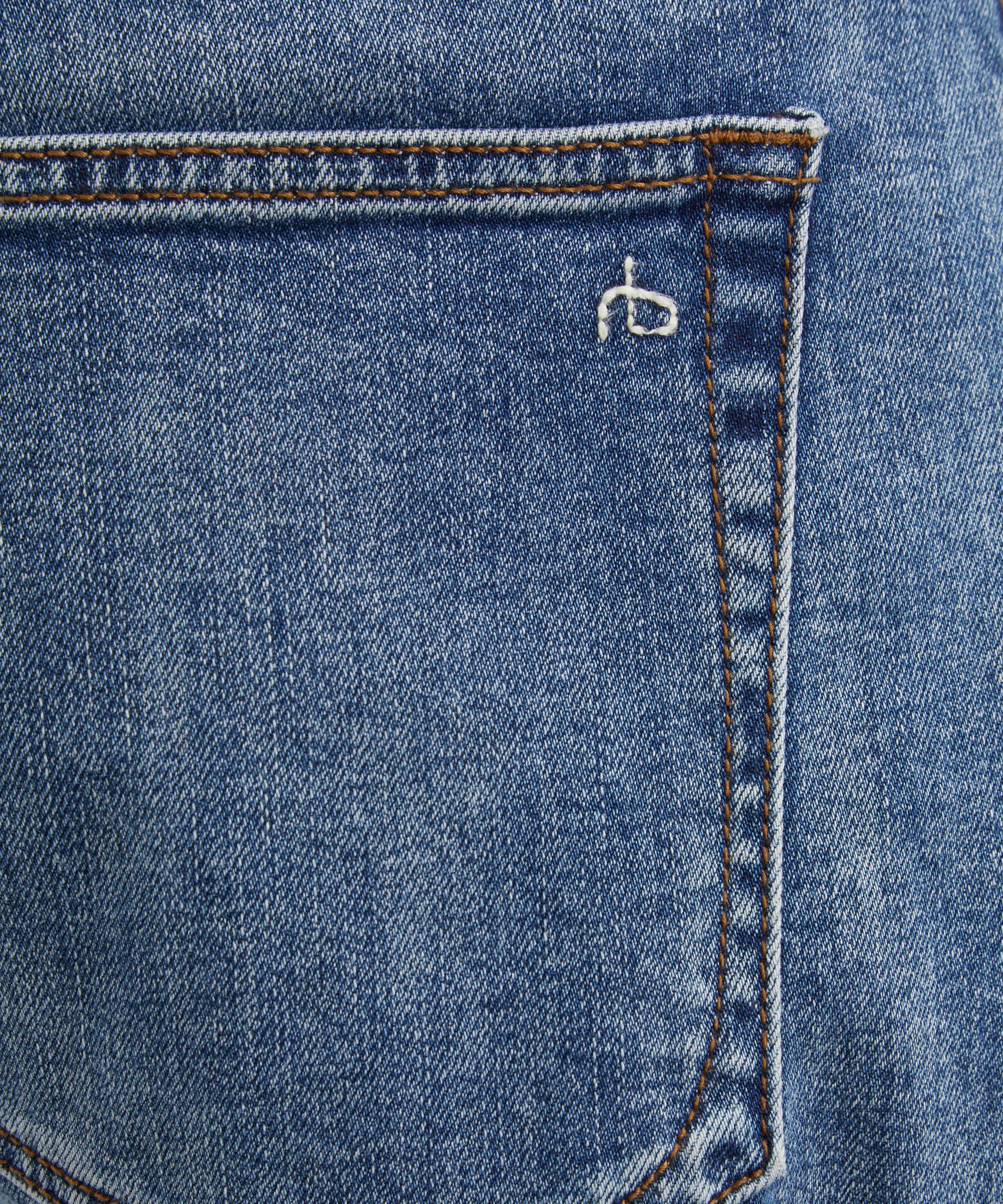 Rag & Bone - Fit 4 Straight Jeans in Gordon image number 4