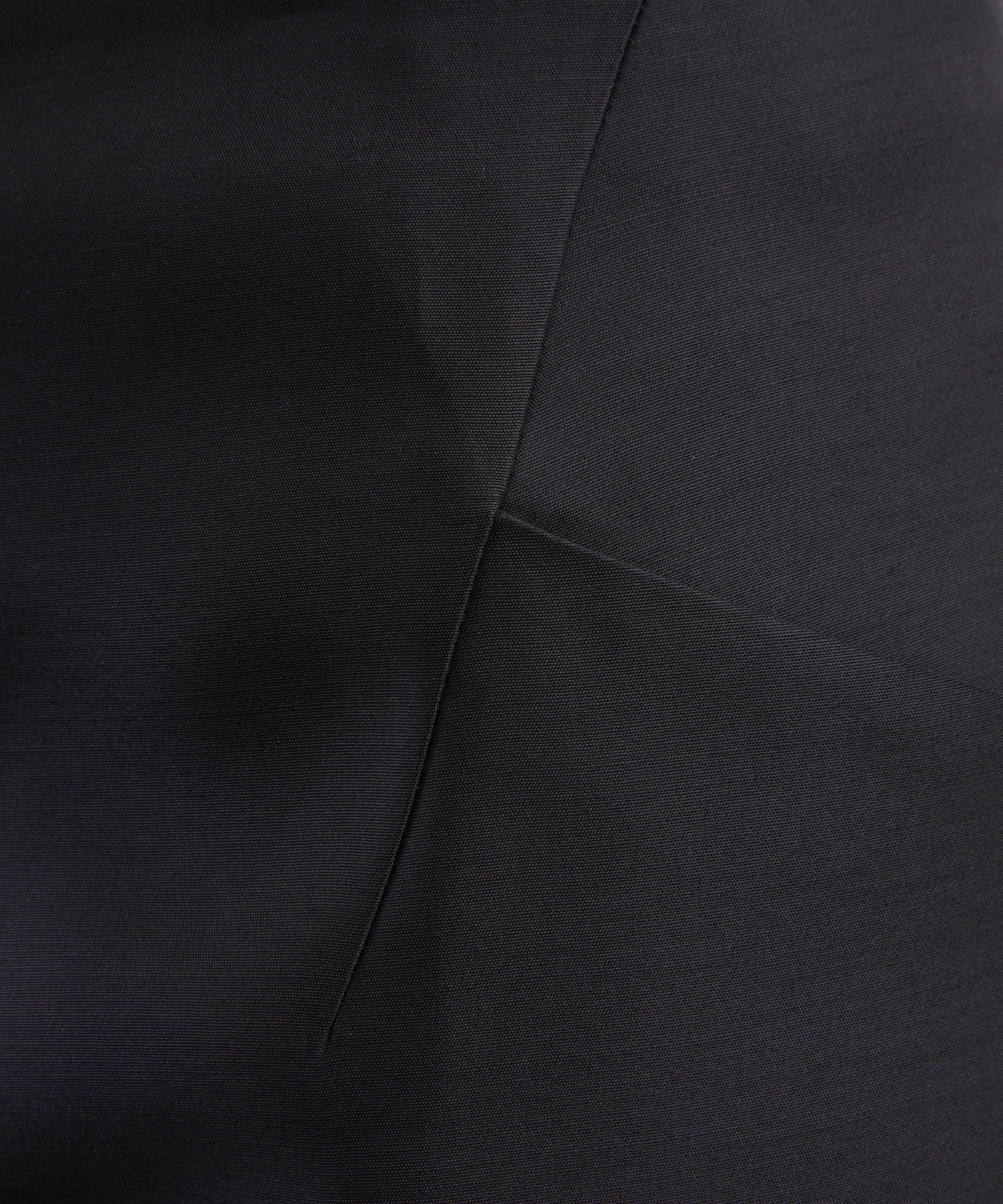 Dries Van Noten - Black Wool-Silk Capri Shorts image number 4