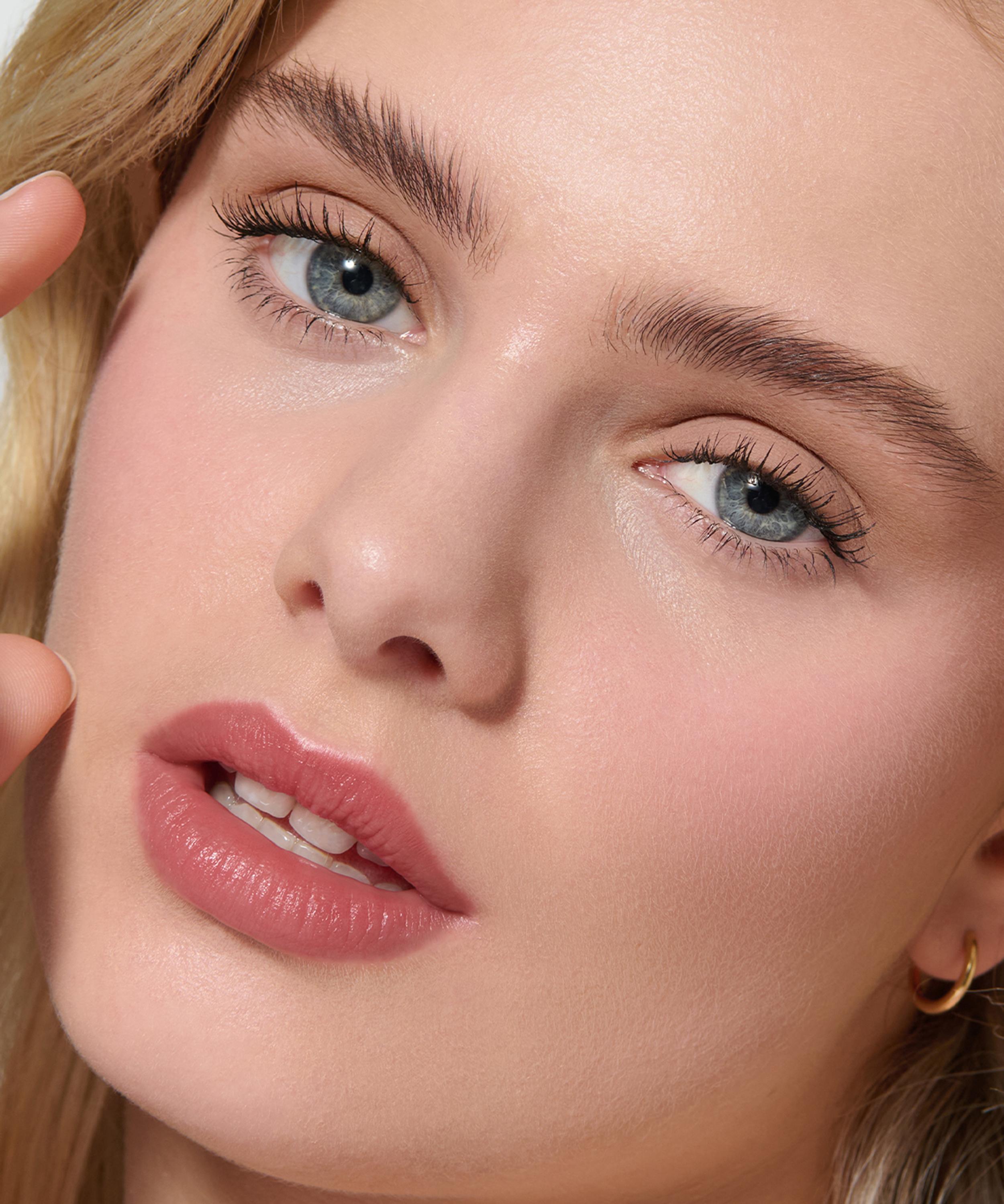 Lisa Eldridge Beauty - Liquid Silk Eyeshadow 2.8ml image number 1