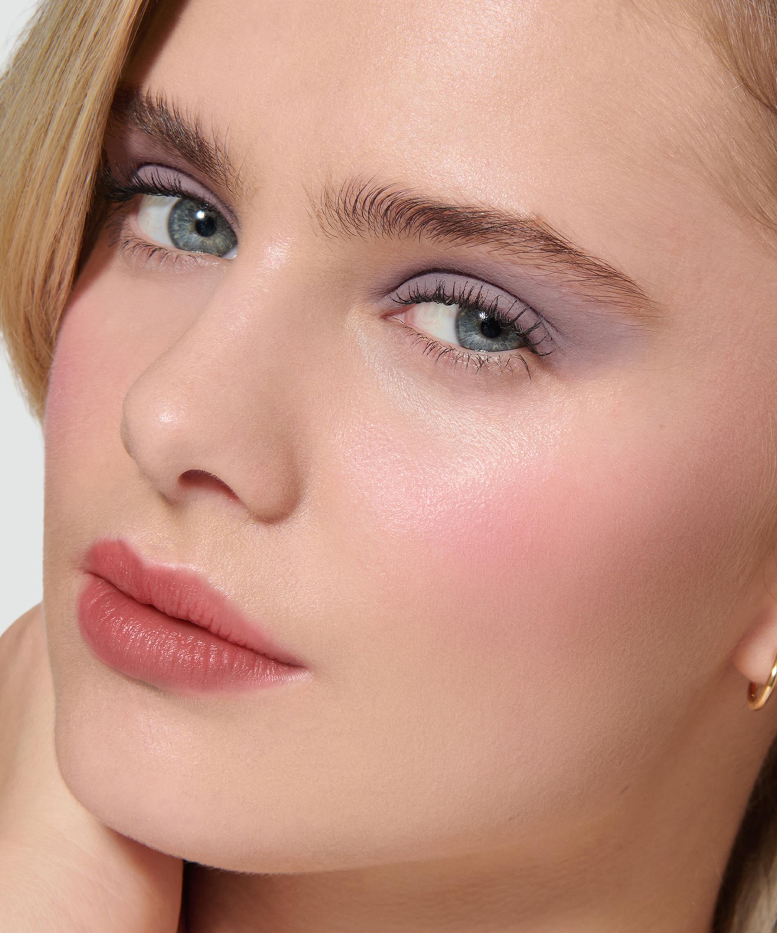 Lisa Eldridge - Liquid Silk Eyeshadow in Maude 2.8ml image number 1