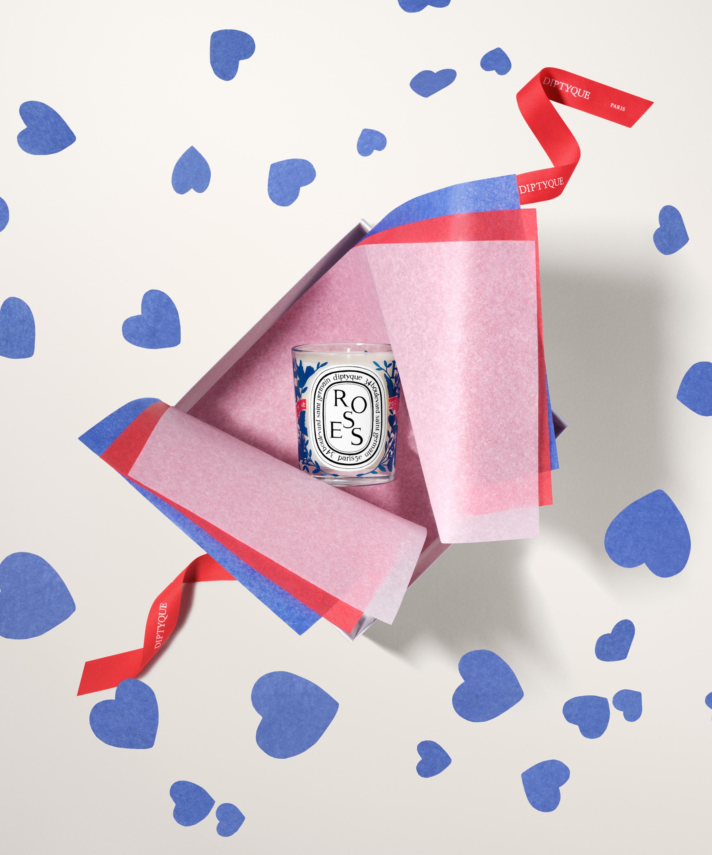 Diptyque - Roses Classic Candle 190g image number 2