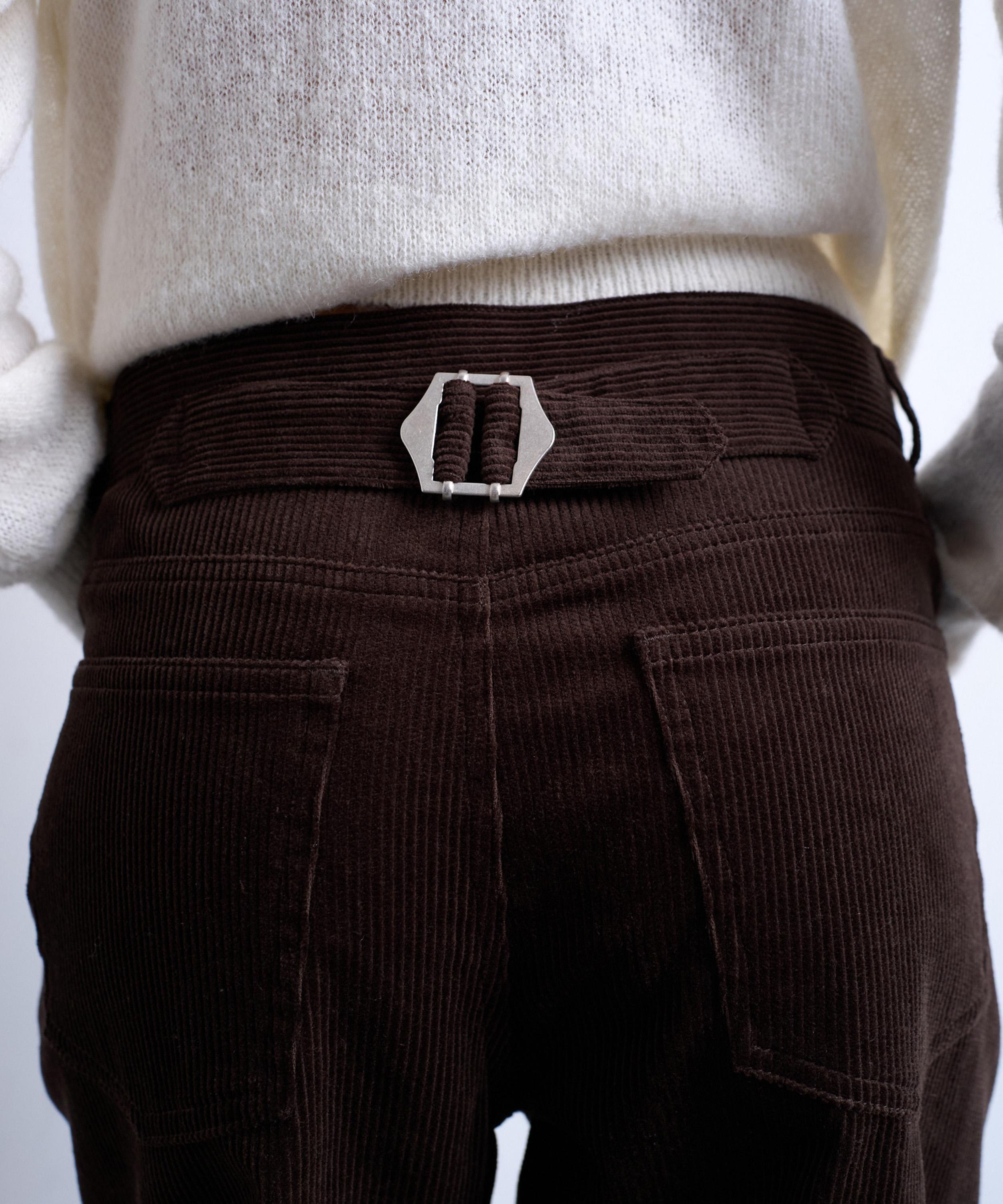 TOPSHOP - Chocolate Cord Slouchy Low-Slung Trousers image number 3