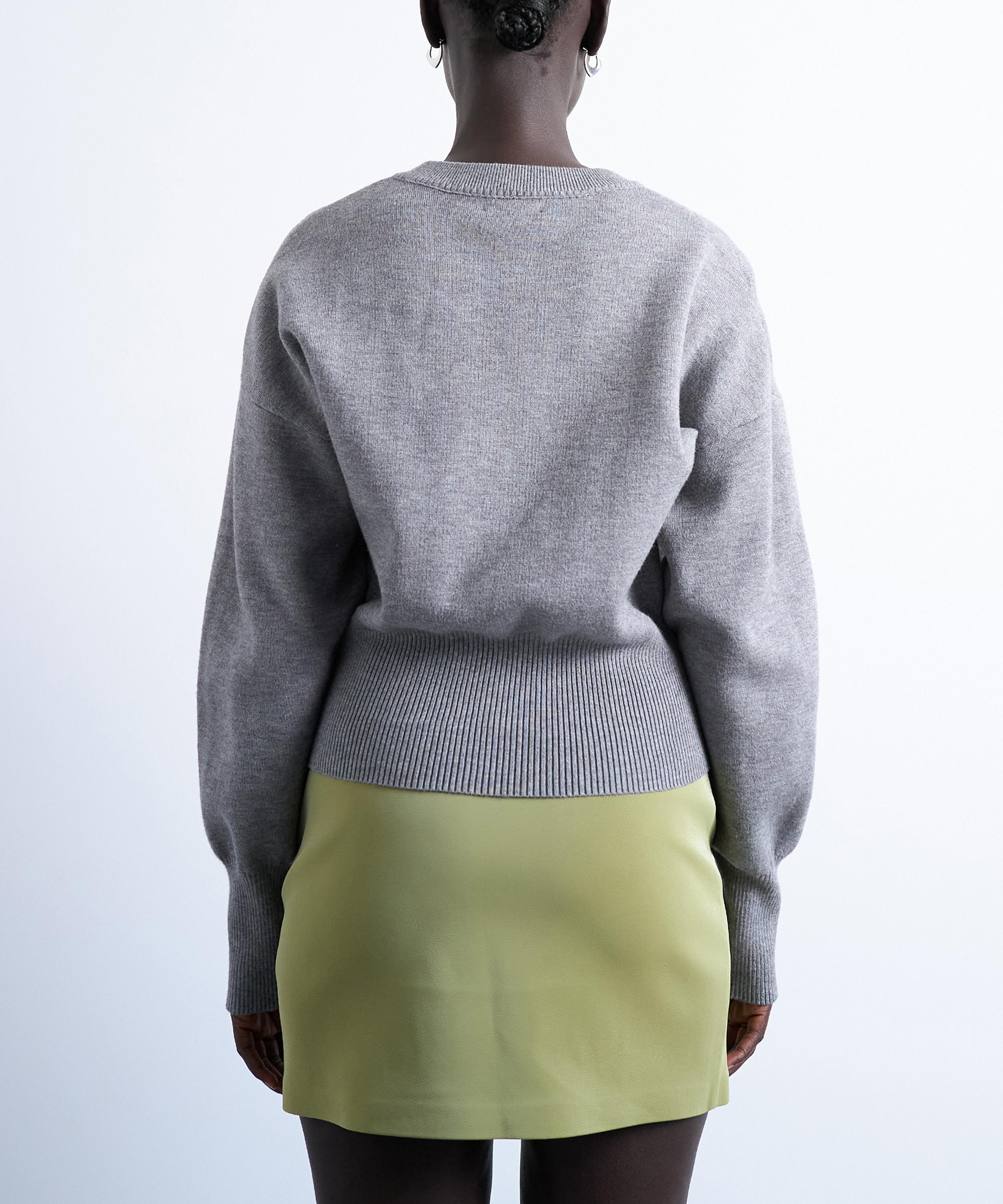 TOPSHOP - Grey Knitted Clean Cinch Waist Jumper image number 1