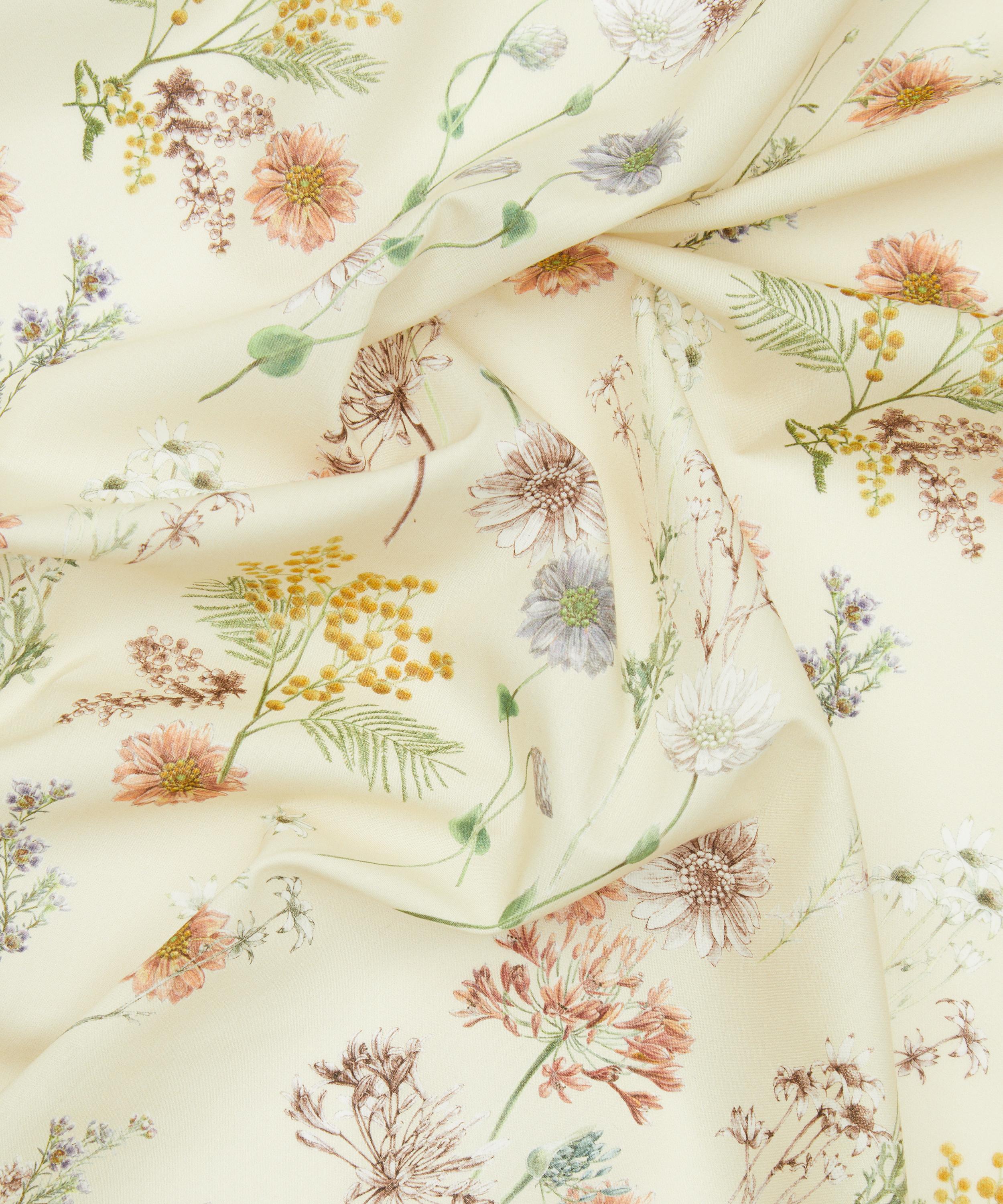 Liberty Fabrics - Polka Floral Tana Lawn&trade; Cotton image number 3