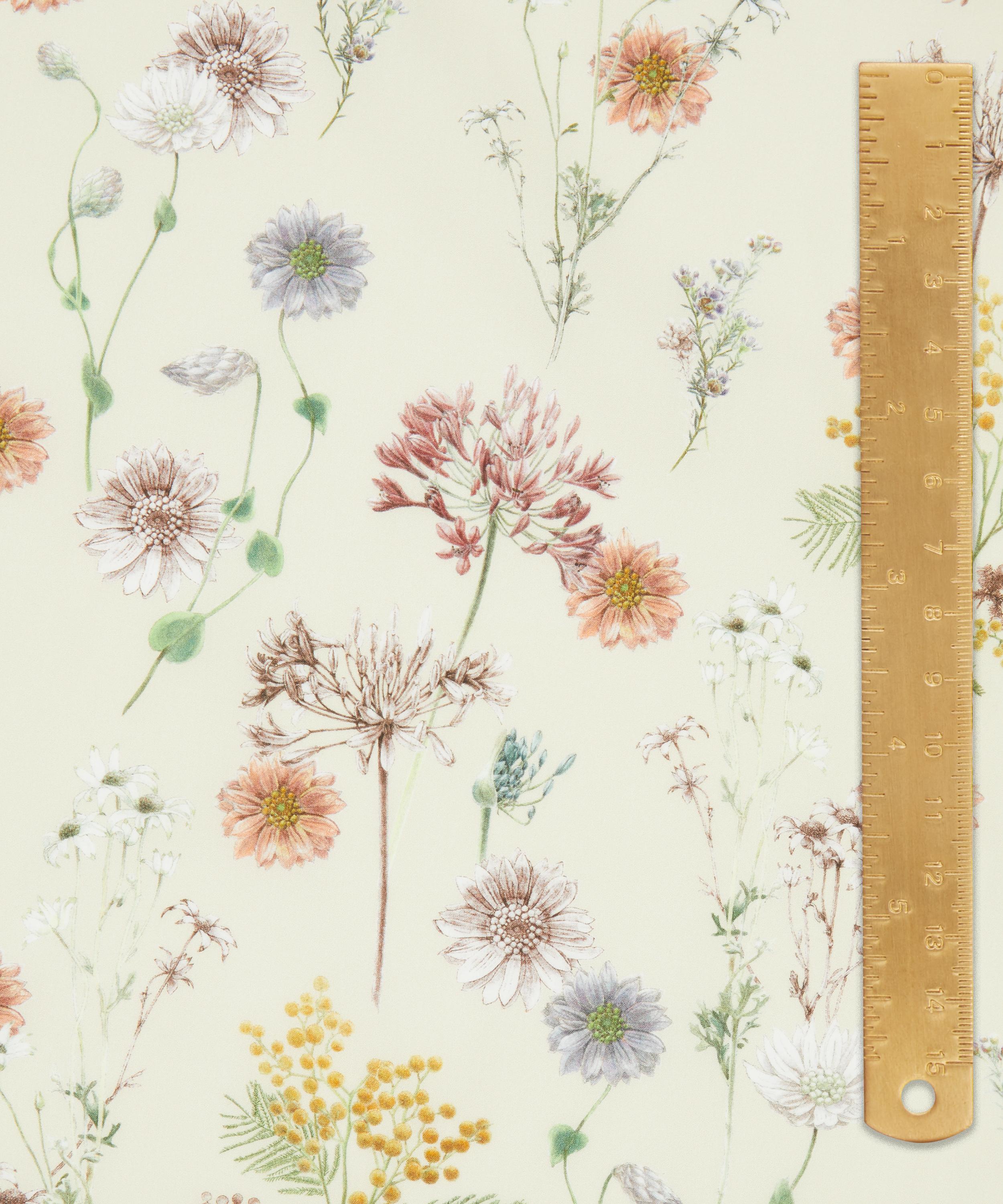 Liberty Fabrics - Polka Floral Tana Lawn&trade; Cotton image number 4