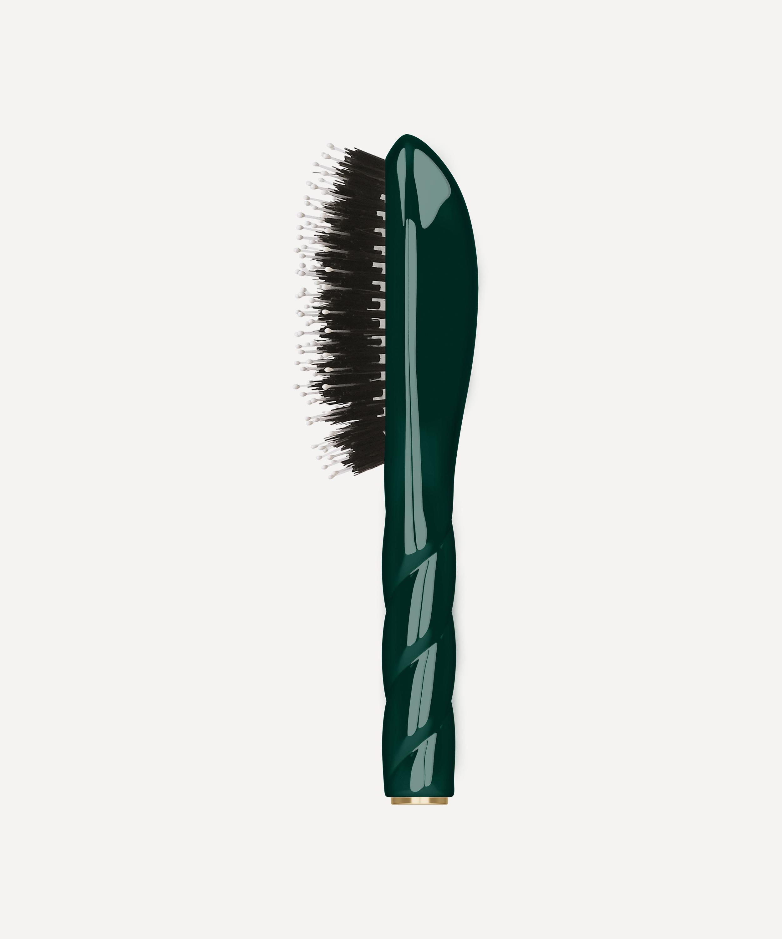 La Bonne Brosse - N.03 THE ESSENTIAL SOFT Petite Hair Brush image number 1